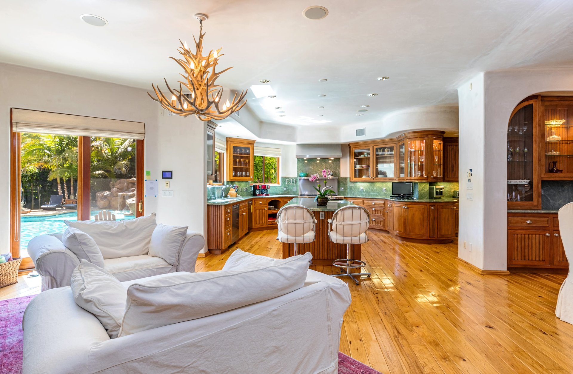 6405 BONSALL DR