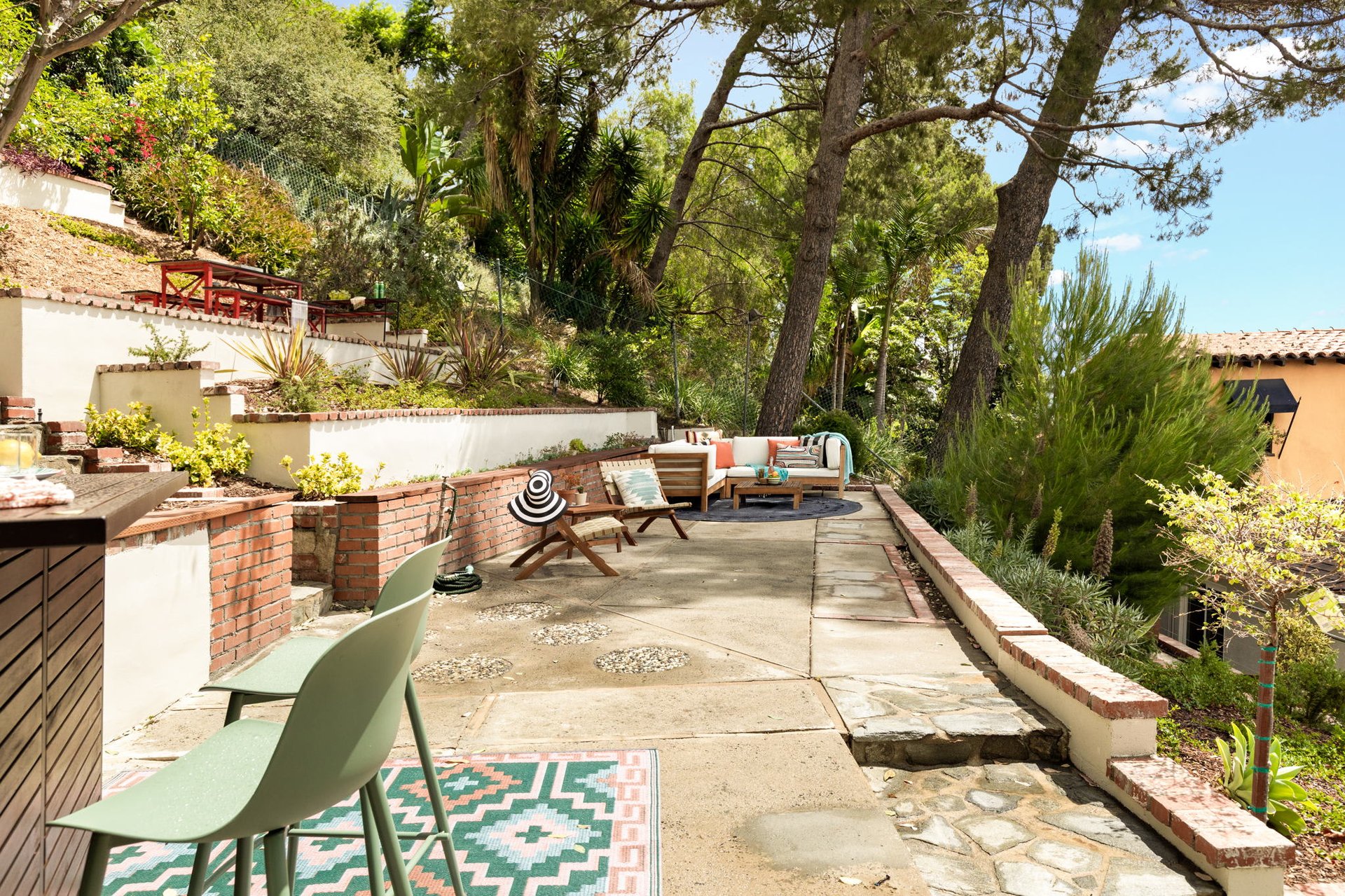 Wonderful and Warm Traditional Home with Views in The Los Feliz Hills