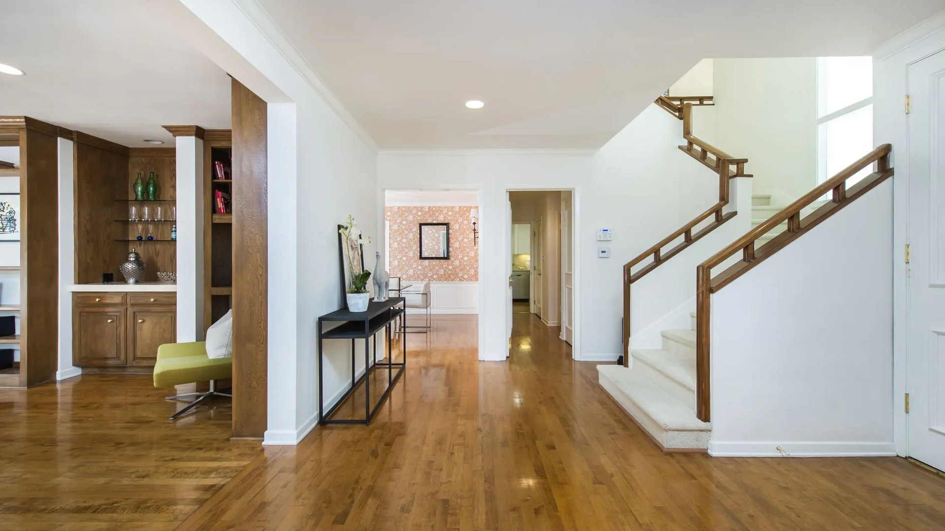 1117 Sierra Alta Way