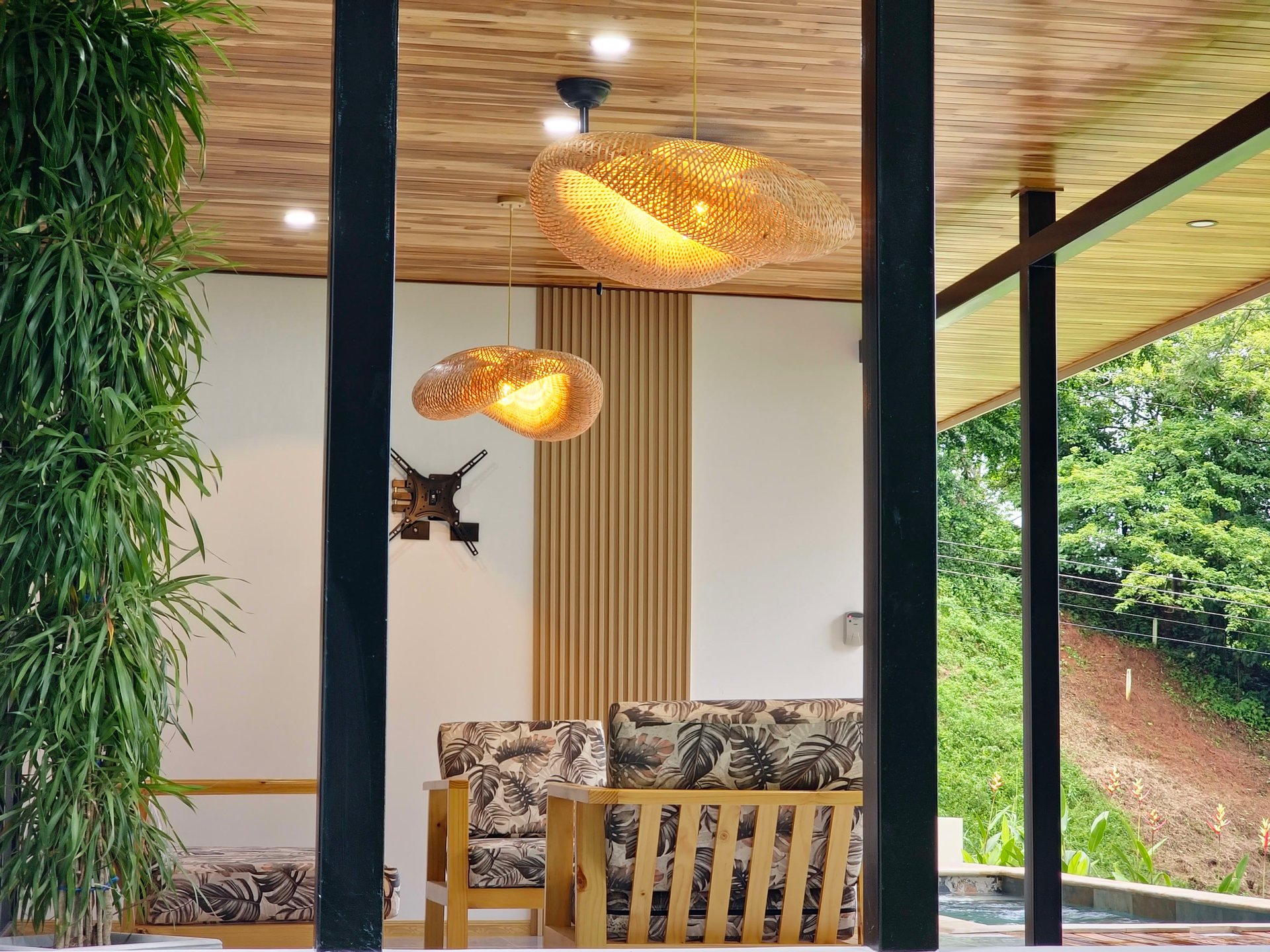 Jungle, Ocean, and exclusive elements to live in the tropics at Casa Elementum