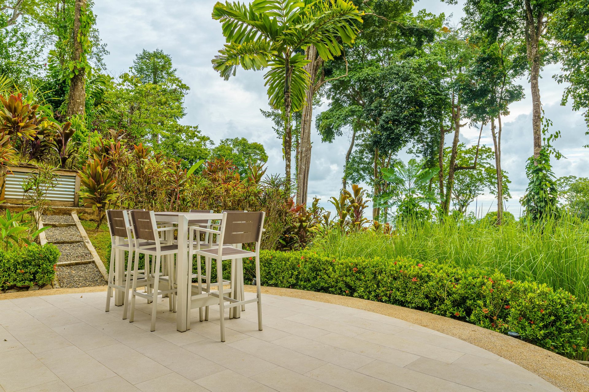 Uvita Hills Sophisticated Ocean View Elegance