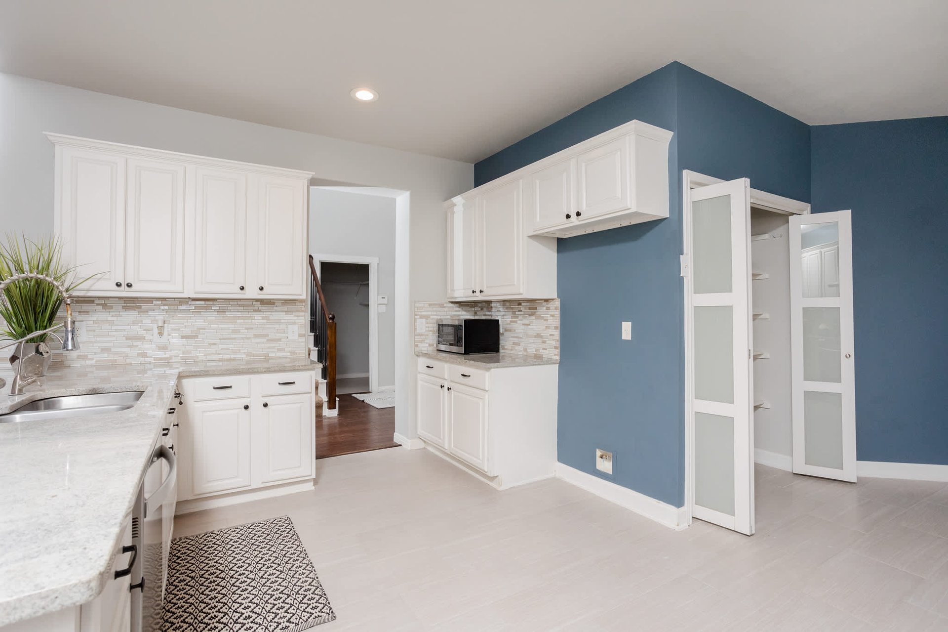 24843 CRESCENT RUN