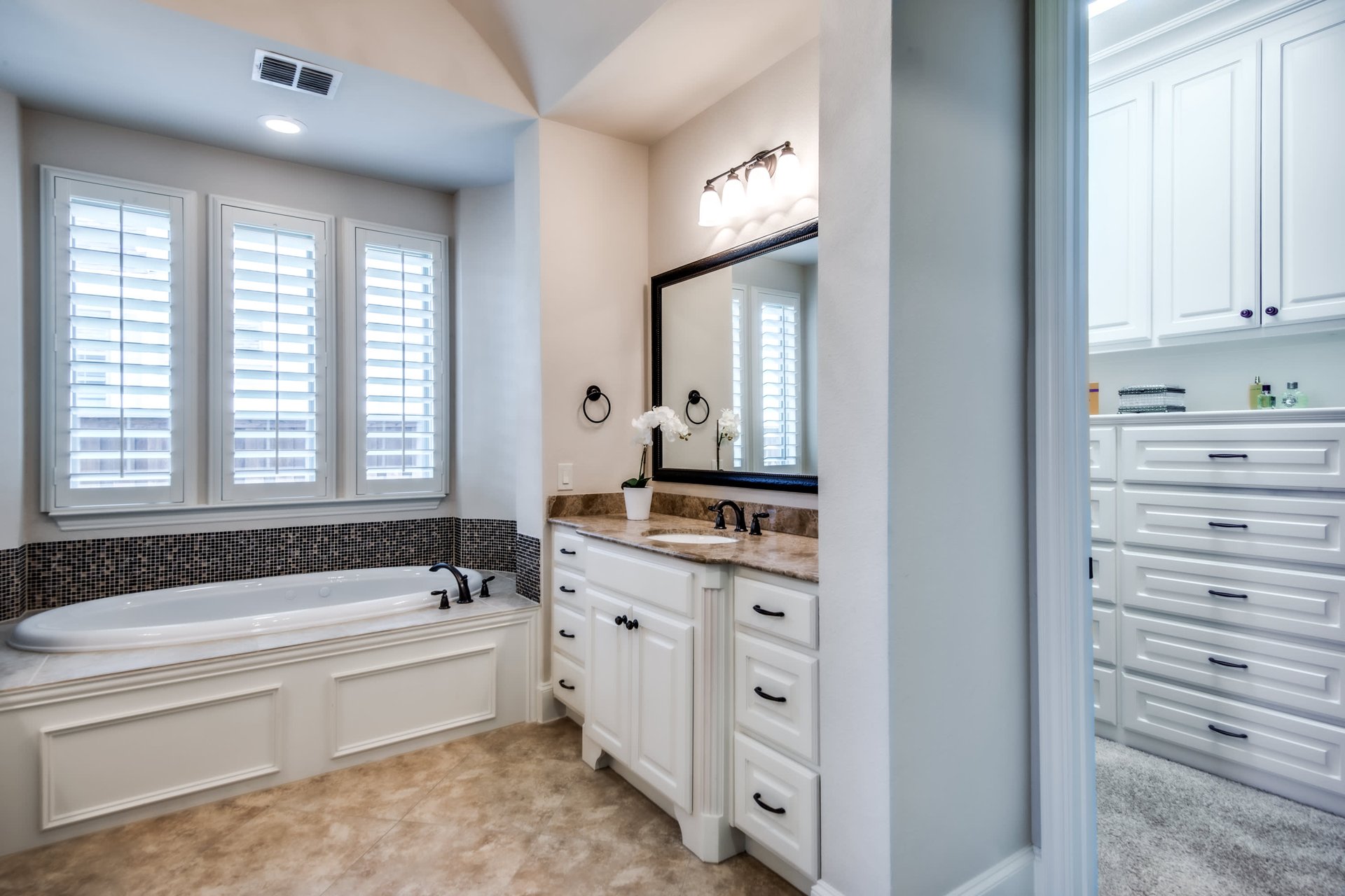 Modern Farmhouse Flair!