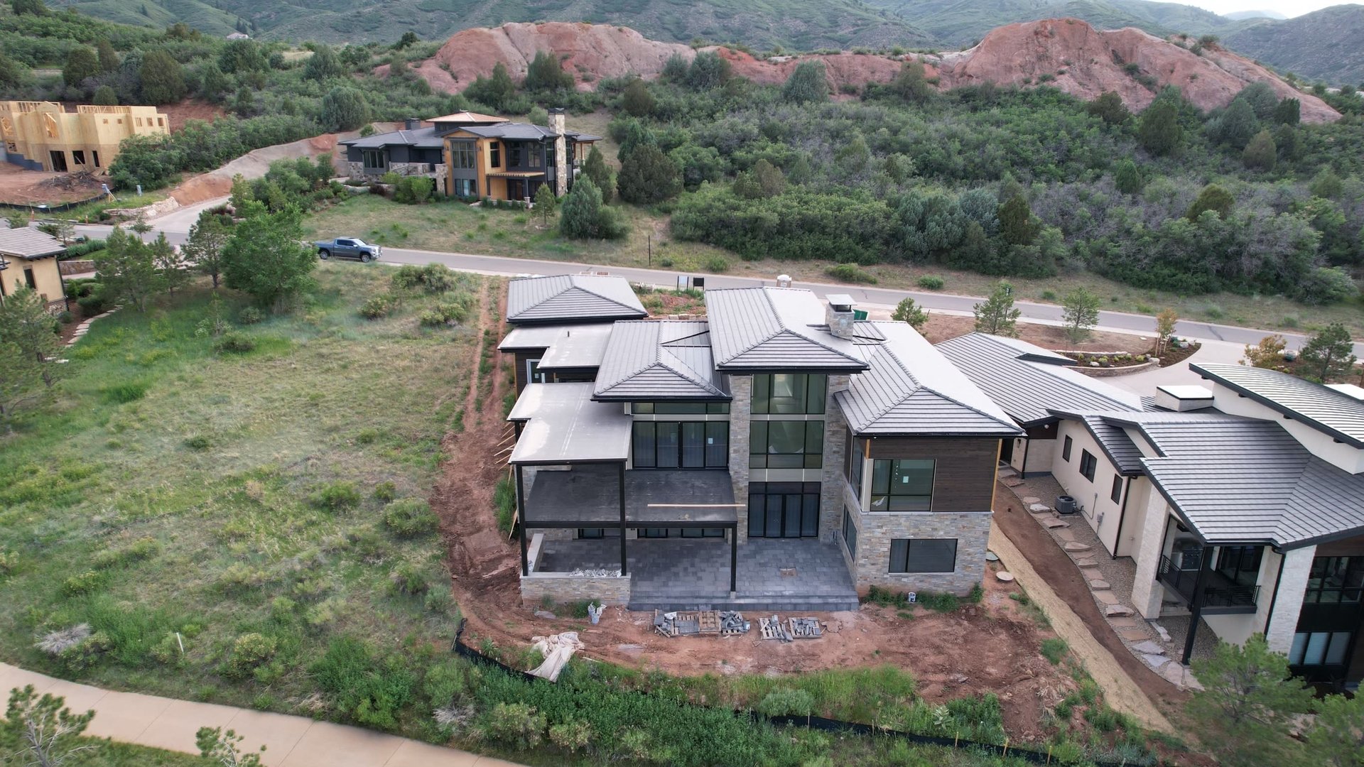 7792 Raphael Lane