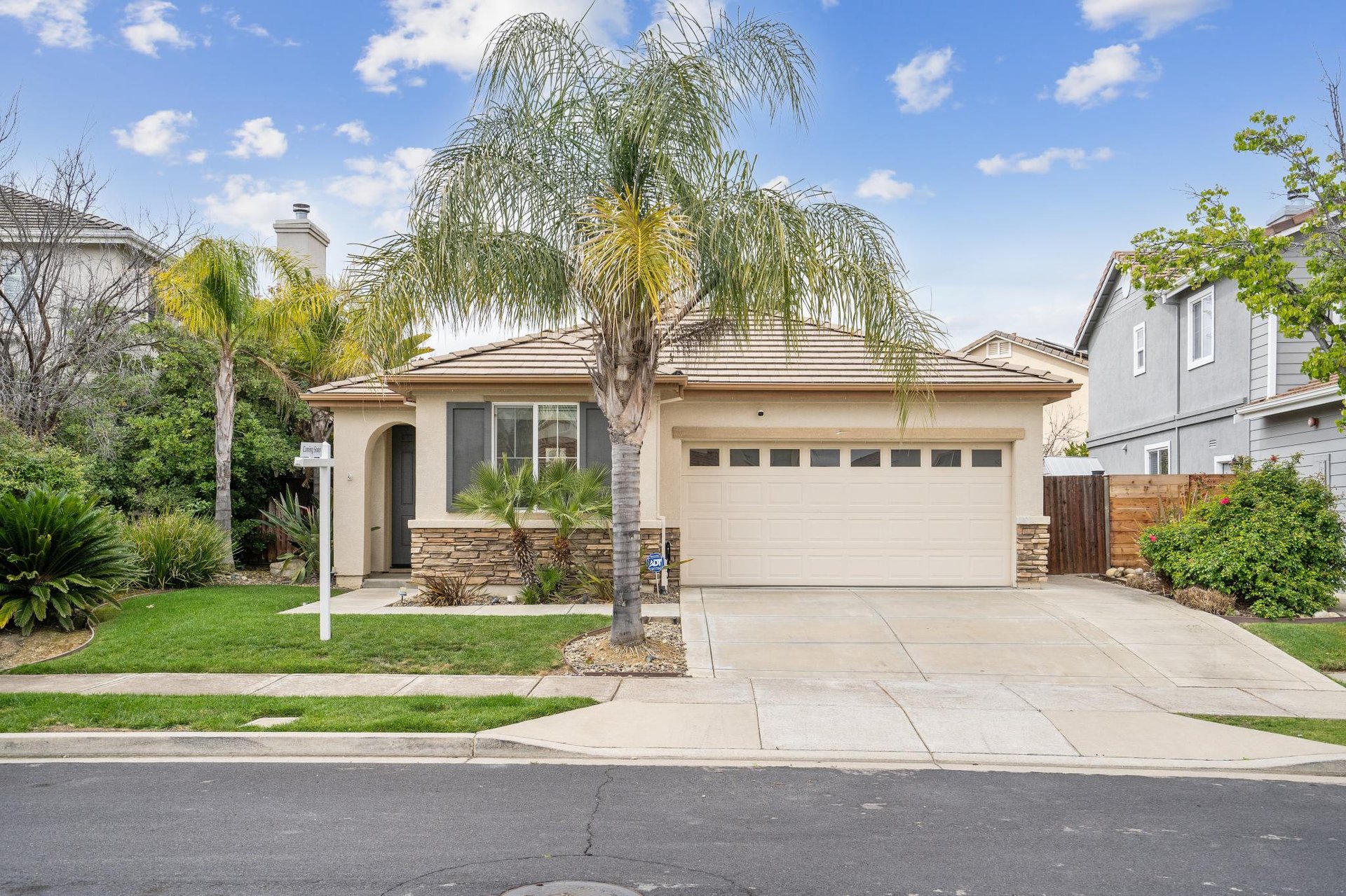 541 Taylor Dr