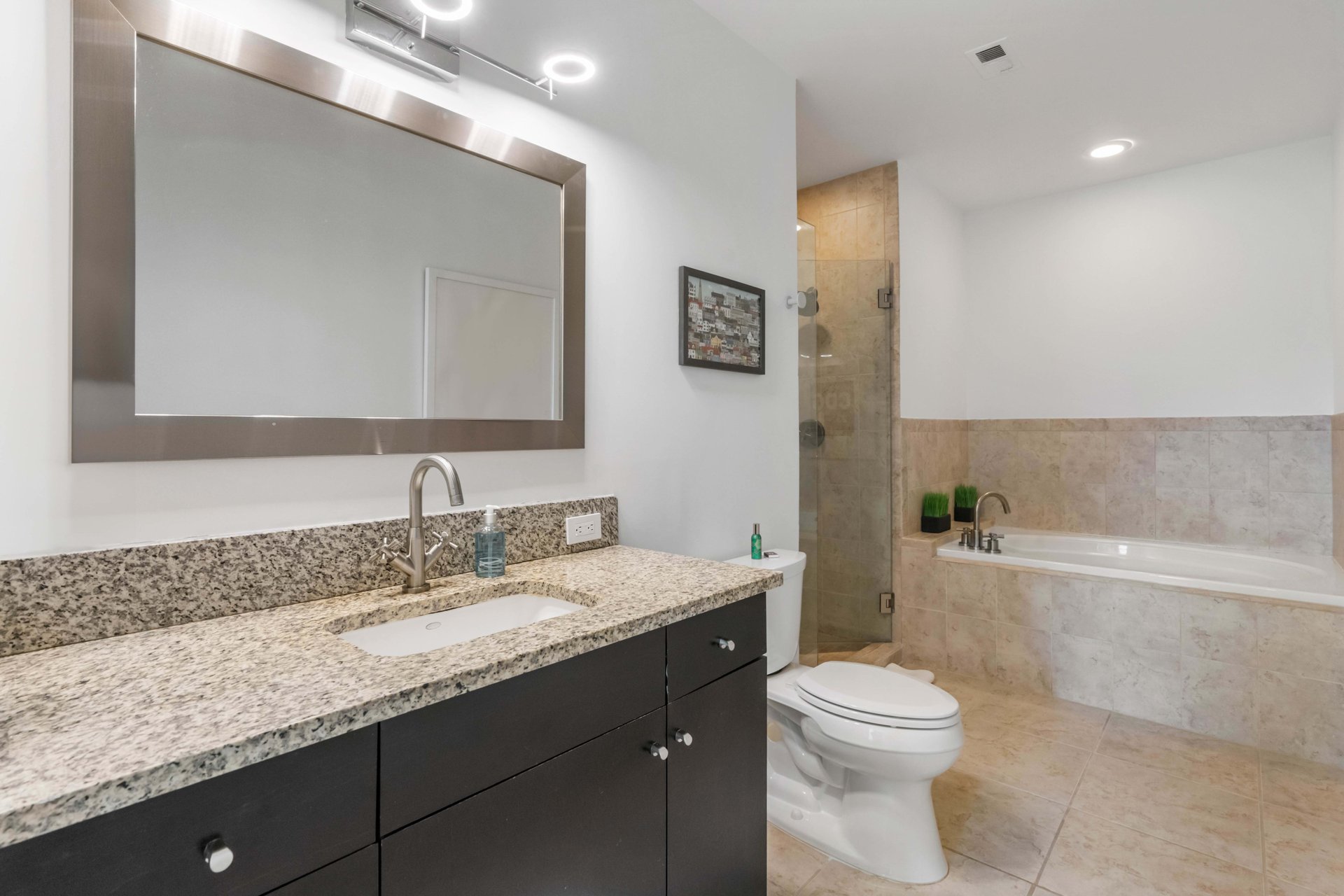 905 Juniper Street NE Unit: 506