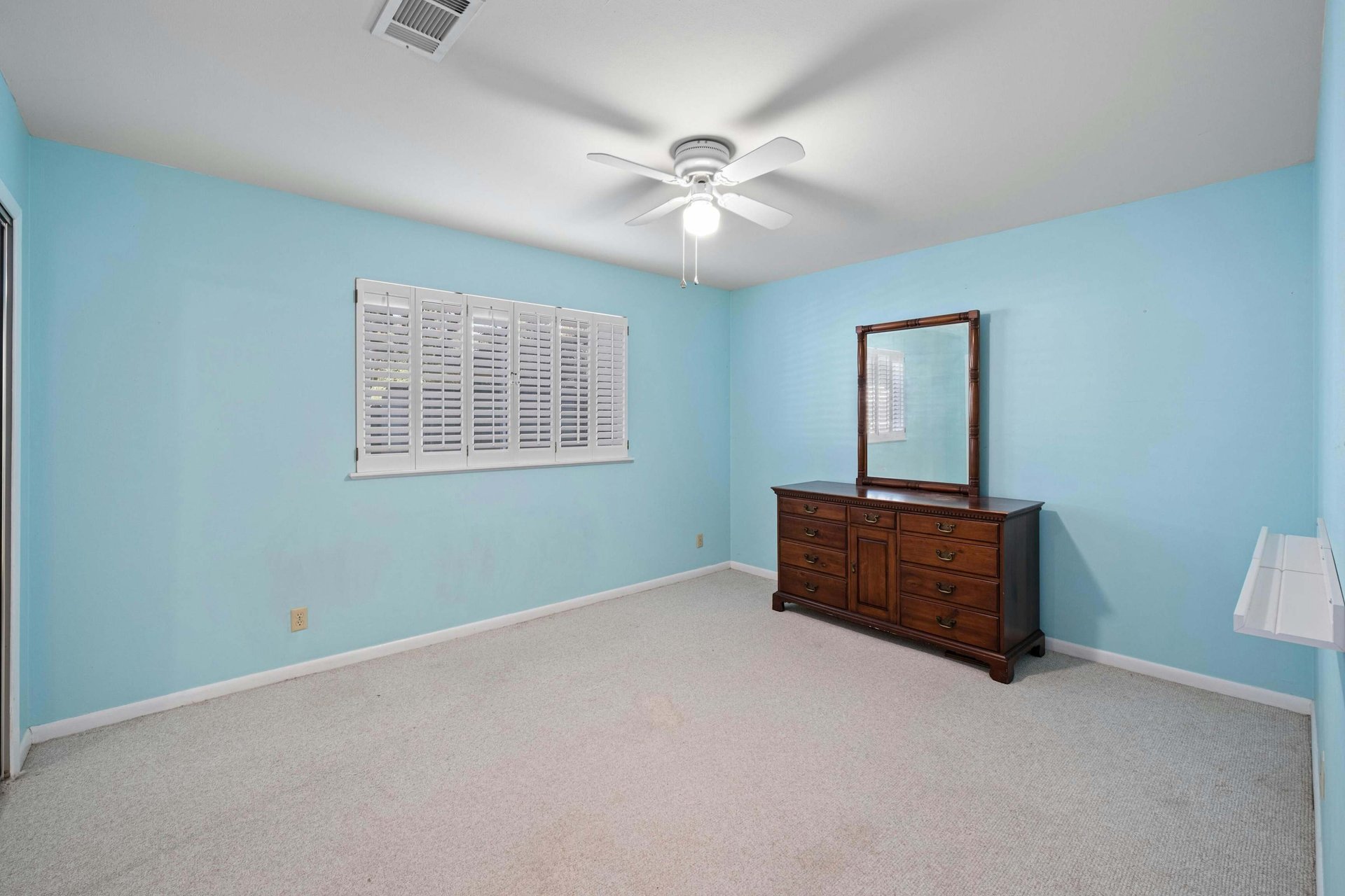 7110 Sungate Drive 