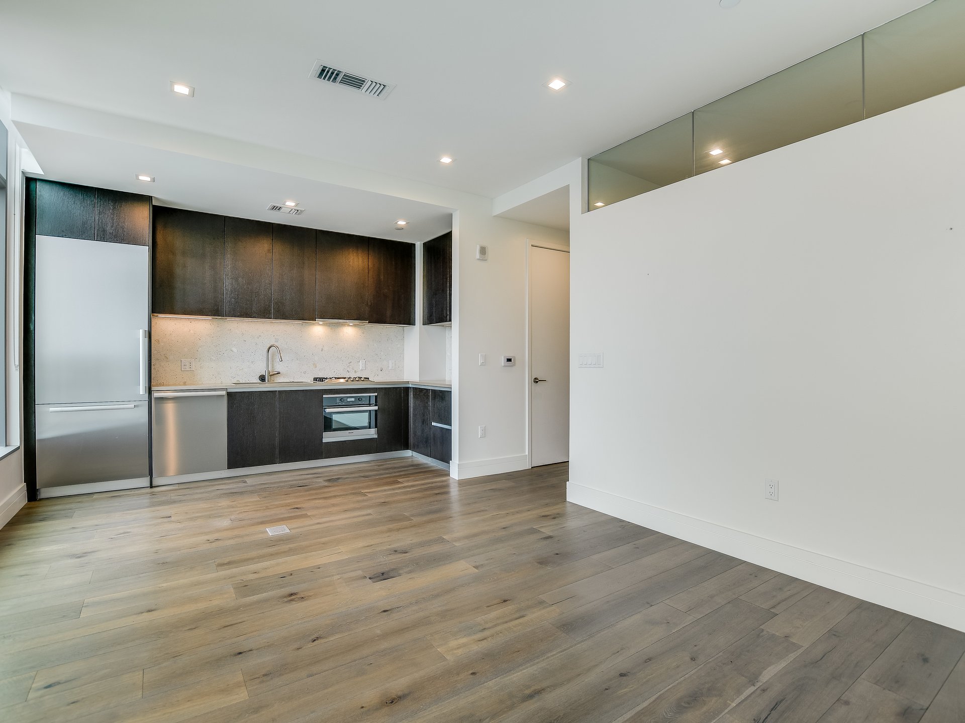 Fifth & West, #1506
