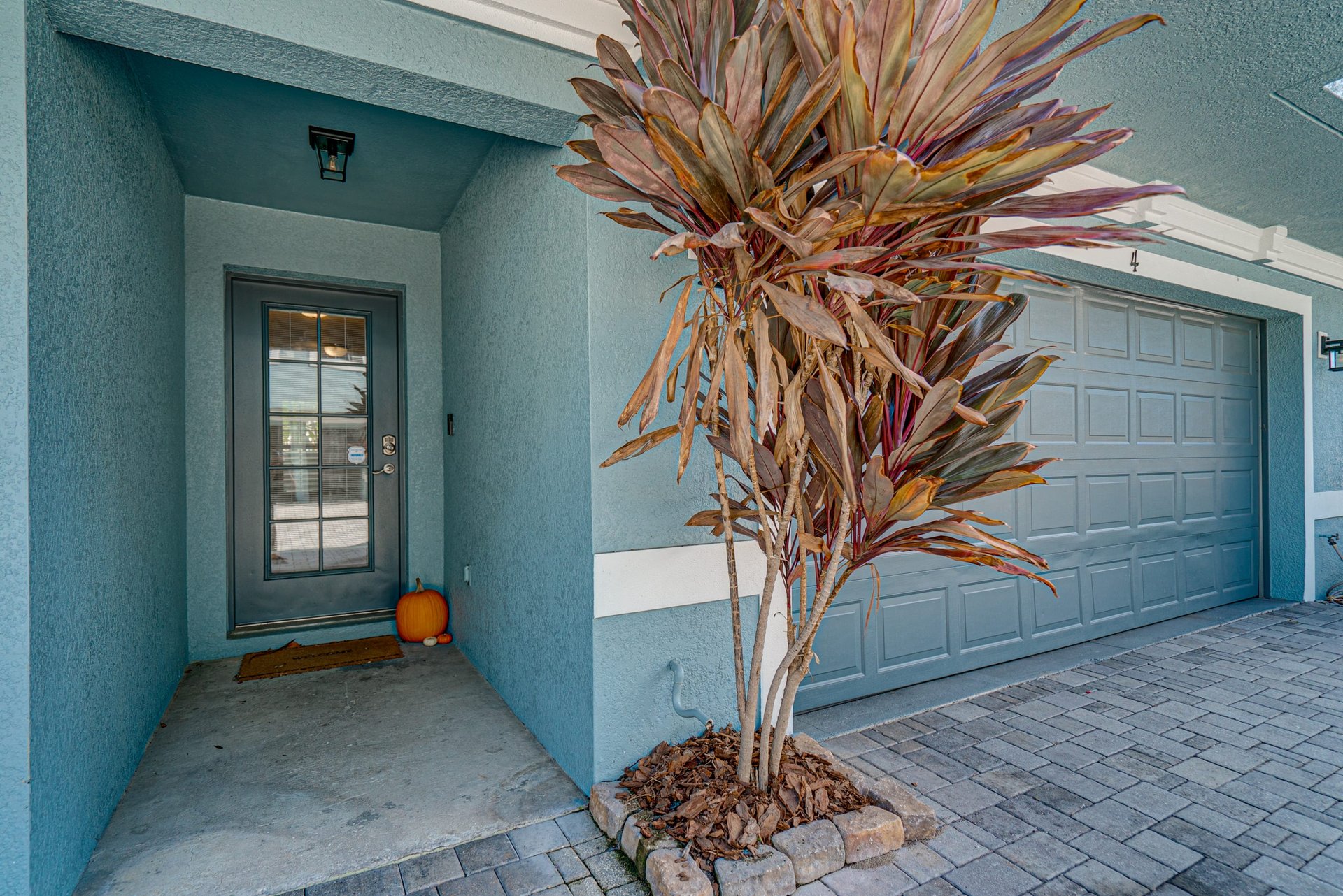 3111 W DE LEON STREET Unit: 4