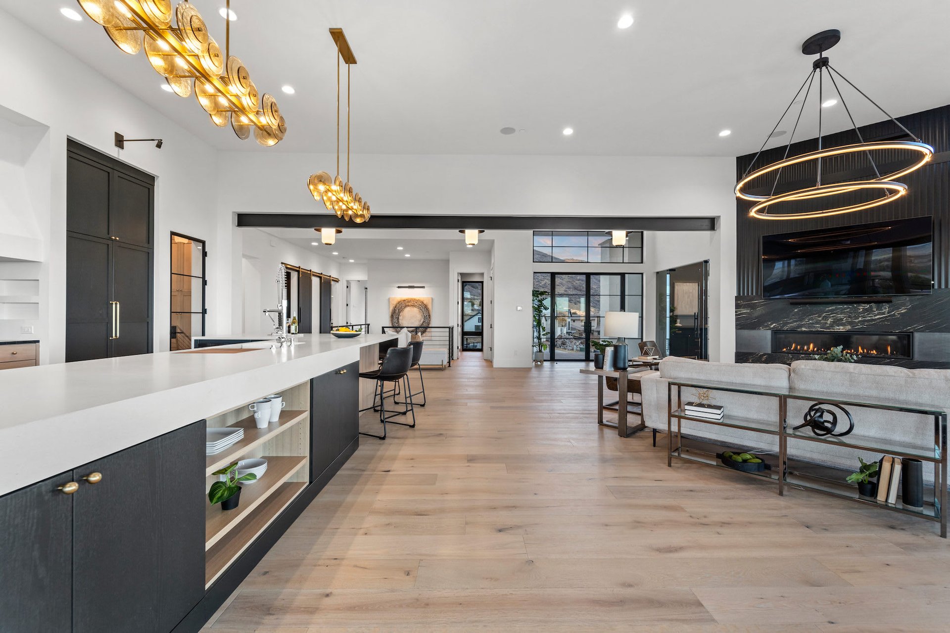 7636 Dante Drive