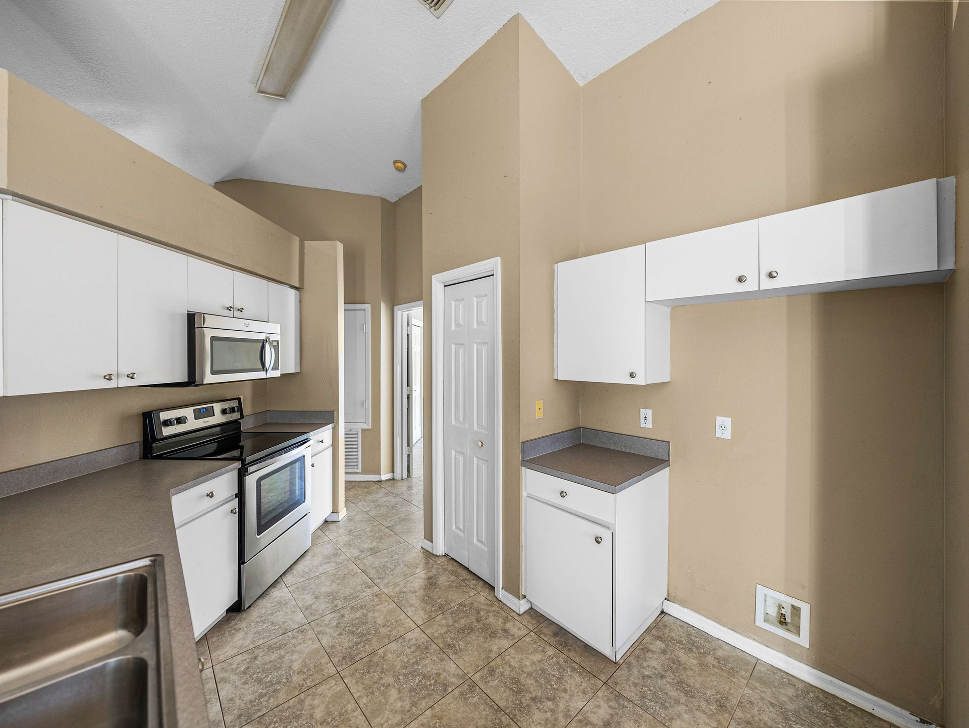 22828 RICHARDSON LN