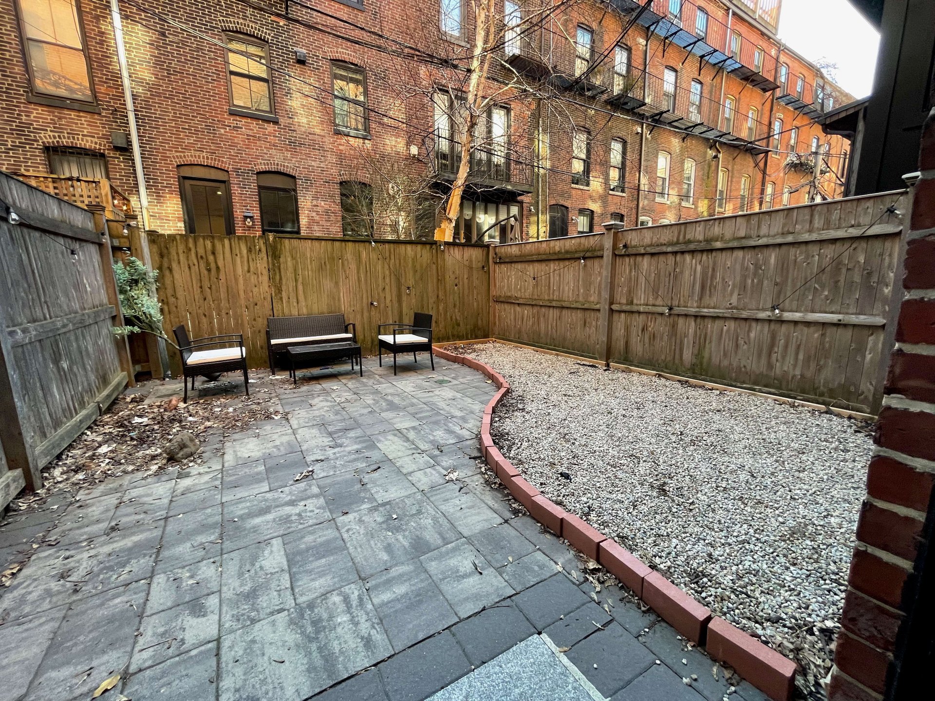 JULY - Appleton Street 2 bed 2 bath w. Private Patio & Laundry - Pets Negotiable!  HEAT AND HW incl! 