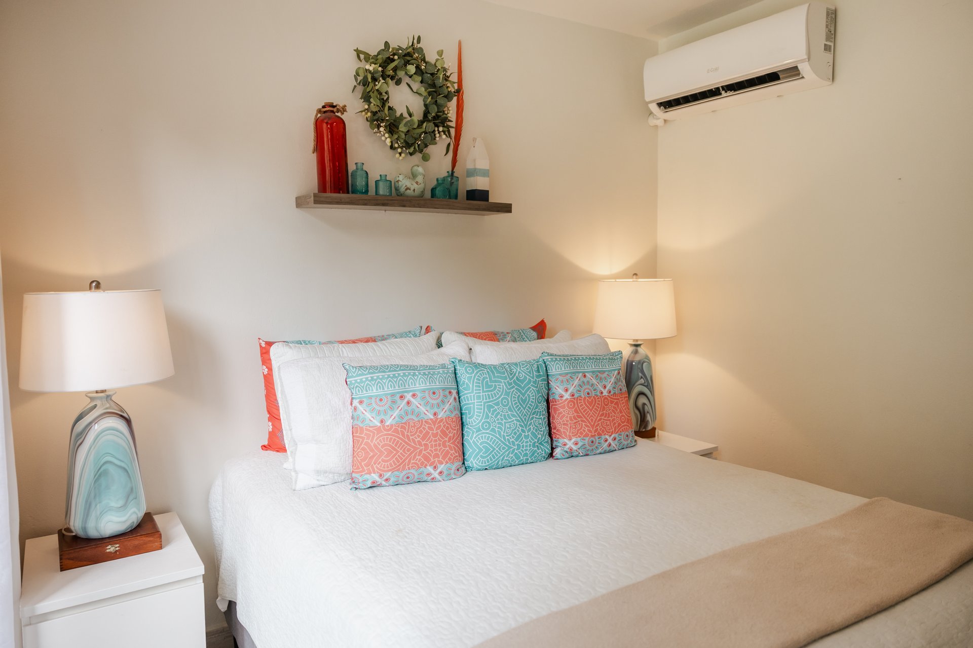 Casa Su - Best Priced Renovated Condo in Prime Manuel Antonio