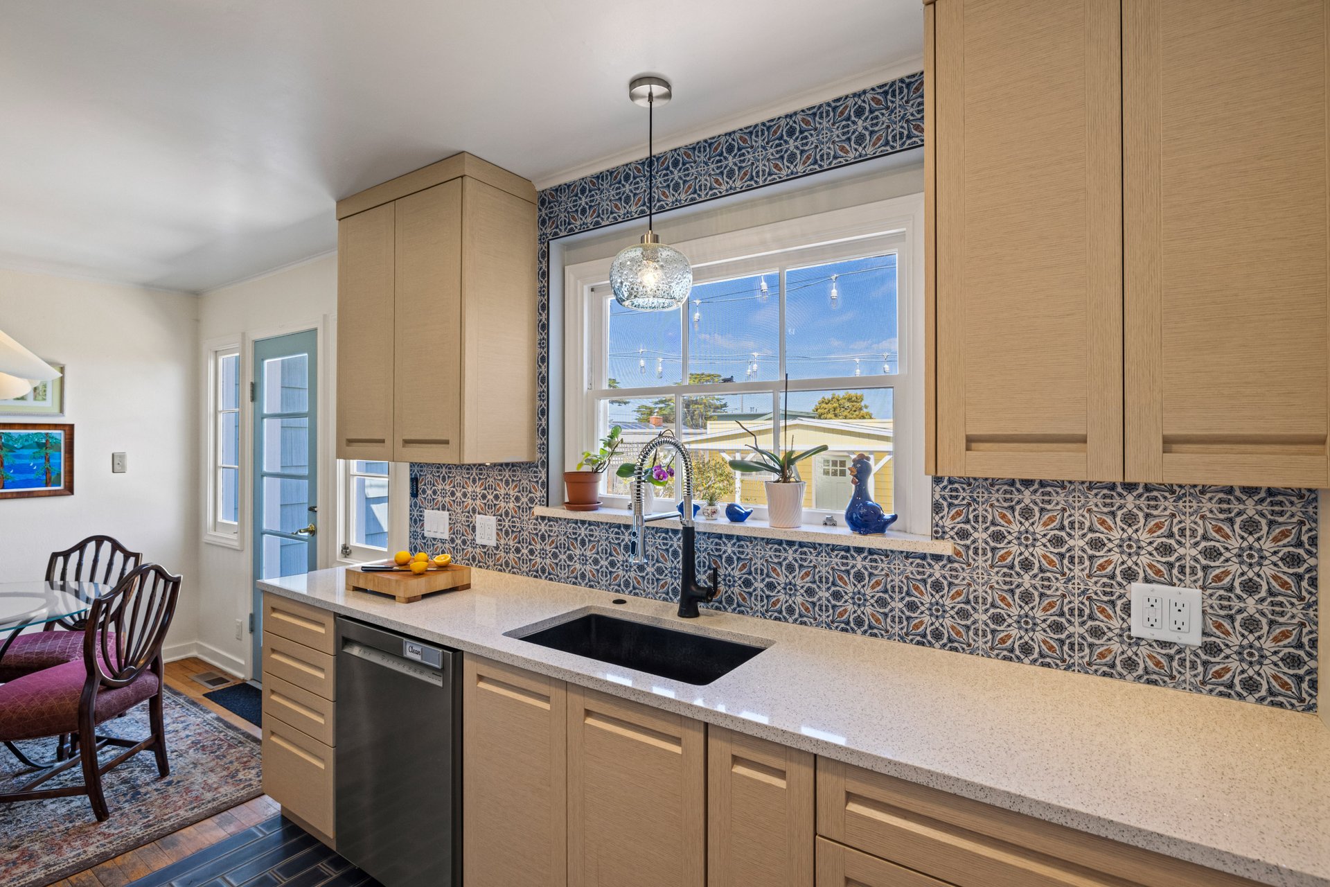 Charming Pacific Grove Cottage