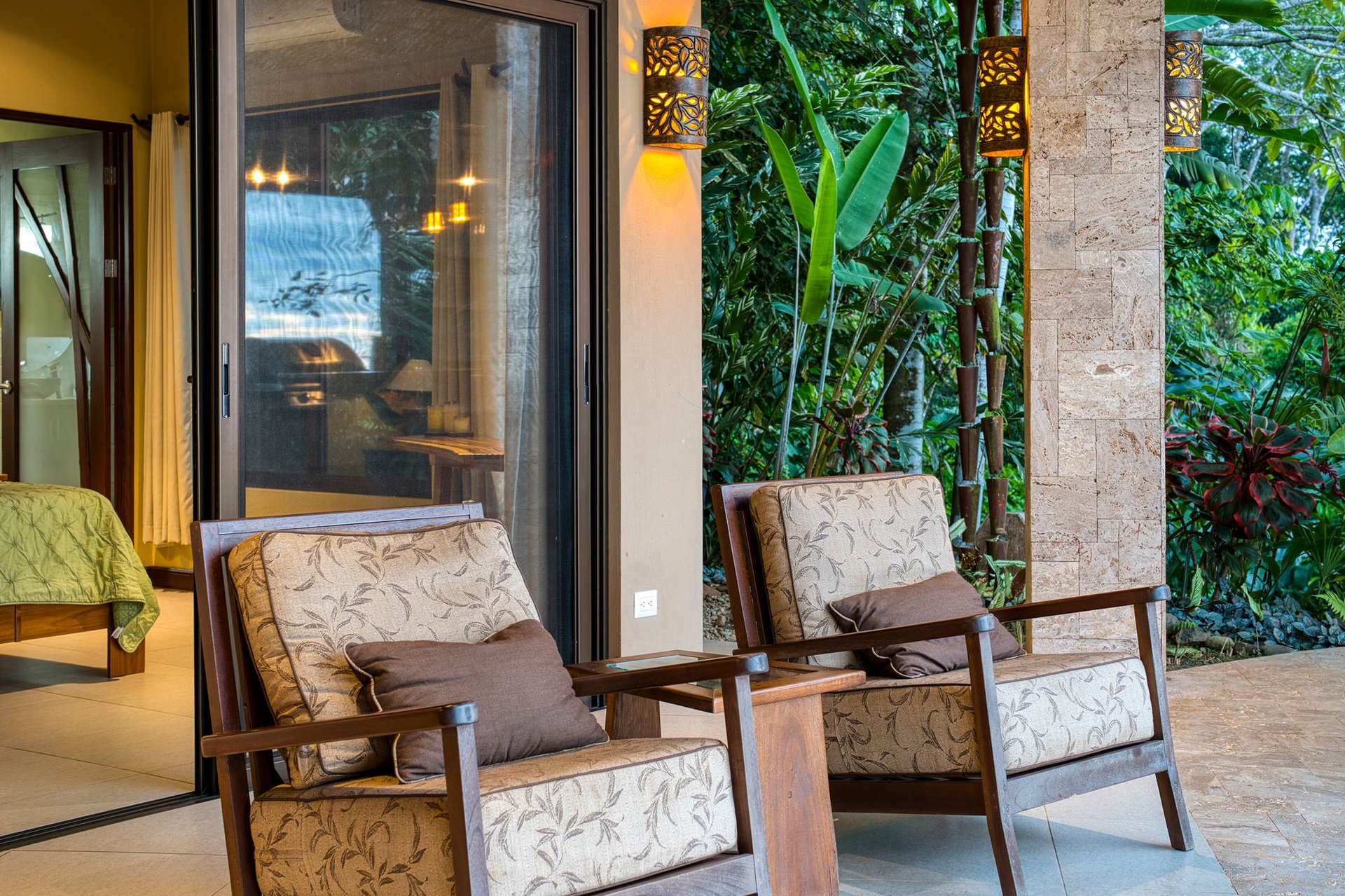 Casa Bambú – LUXURY 5 BEDROOM ESTATE WITH EXCEPTIONAL OCEAN VIEWS