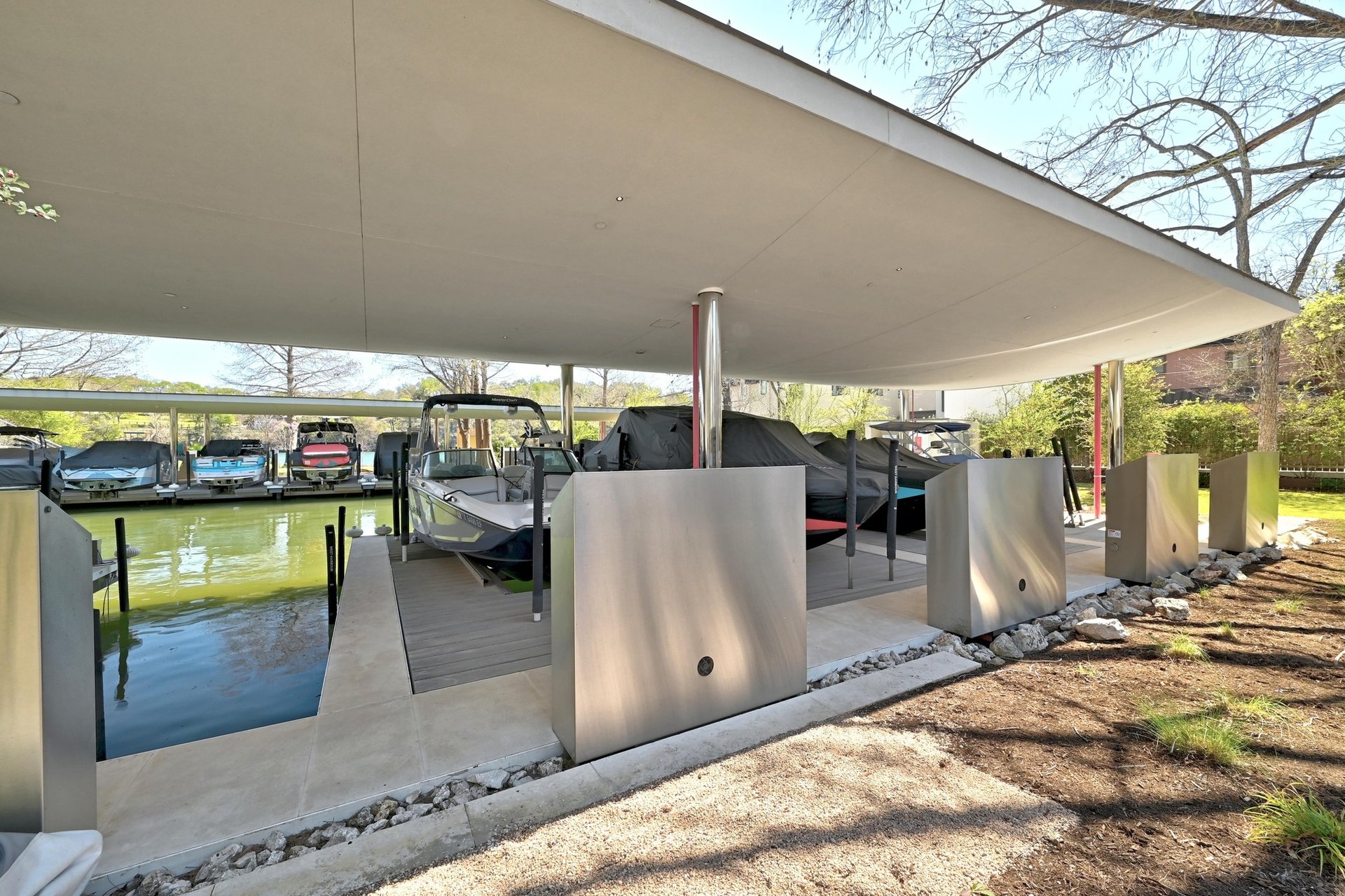 2503 Westlake Drive #4