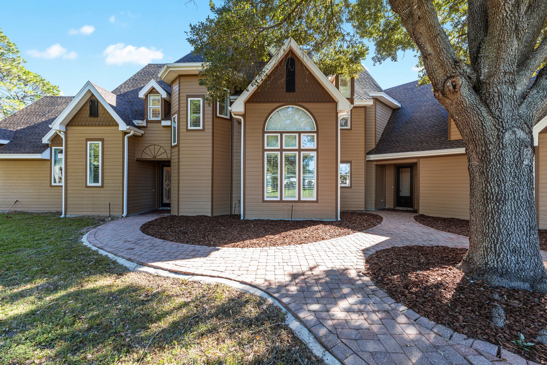 997 NW 63rd Ct