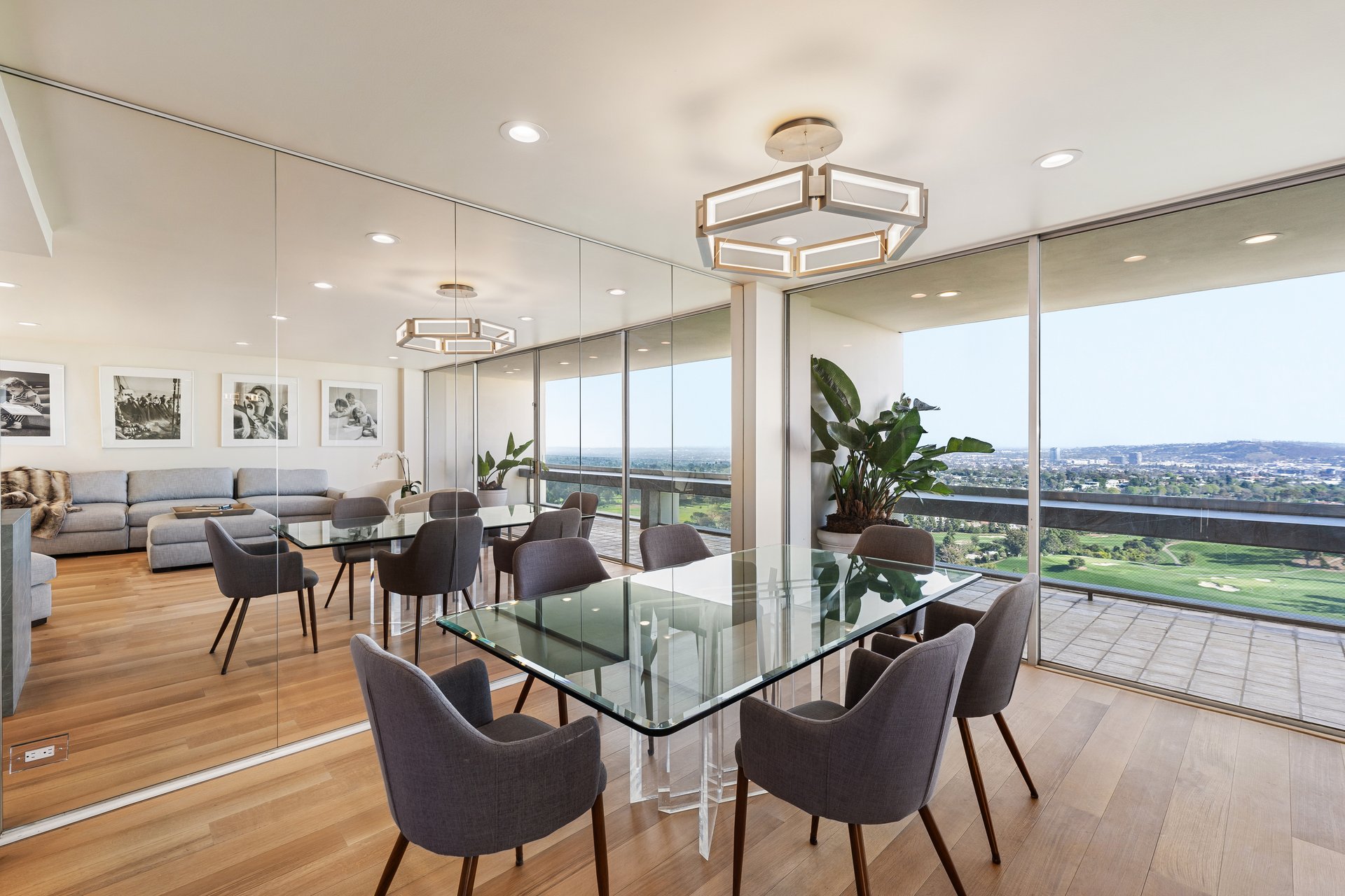 2220 Avenue Of The Stars Unit: 2306