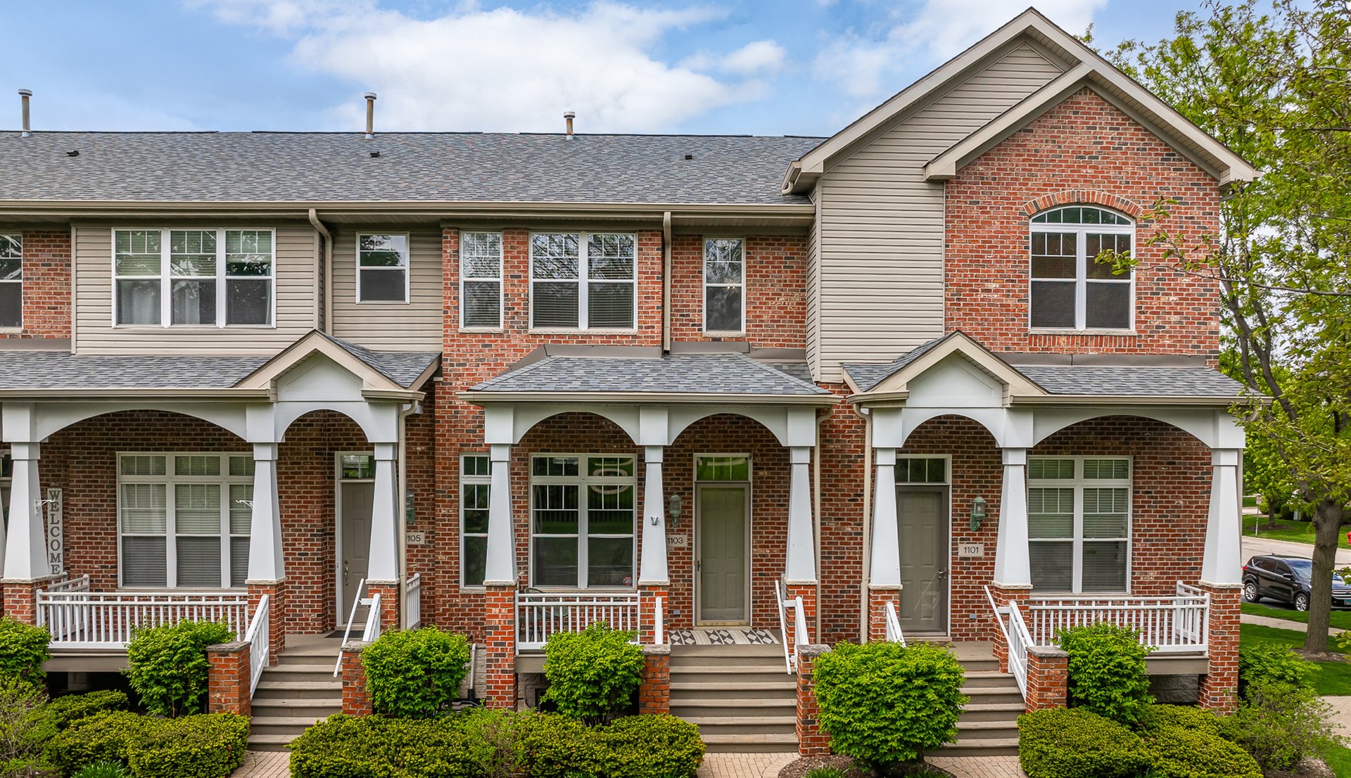 1103 LONGWOOD Drive