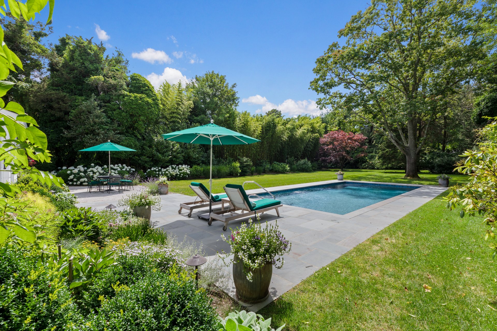 Estate-Section Sanctuary with manicured Gardens