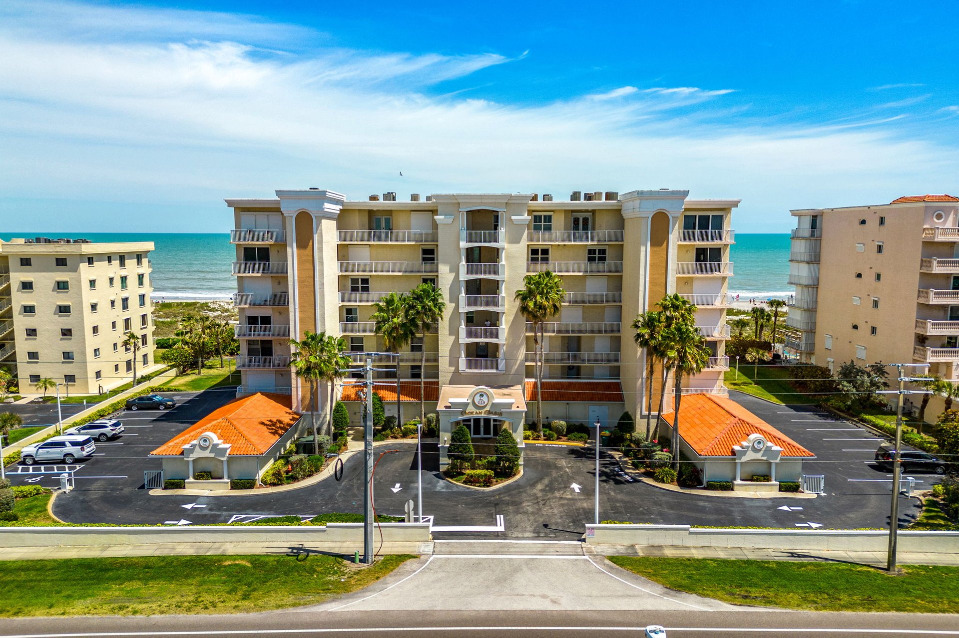 225 N Atlantic Avenue, 303