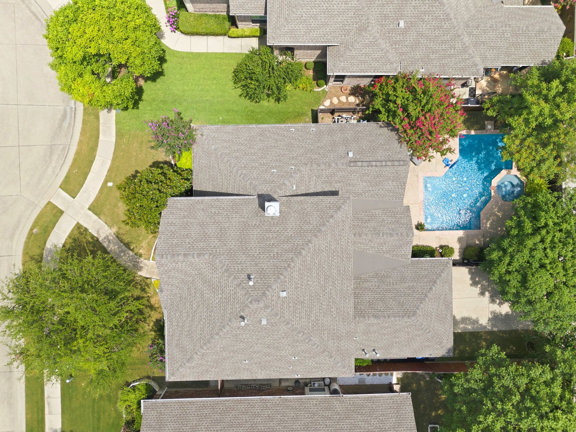 7005 Royal Glen Trail