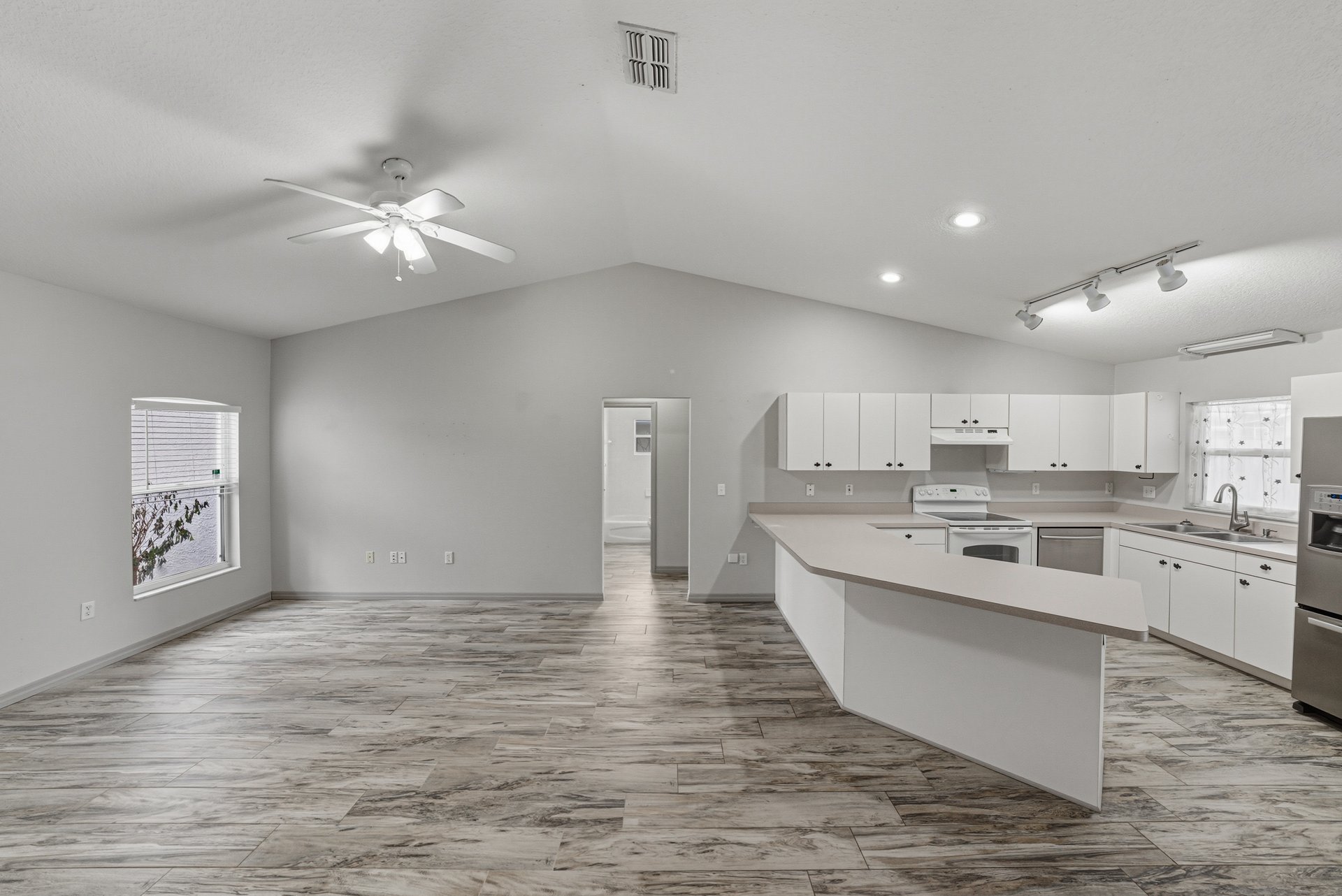 4752 TIMBER WAY