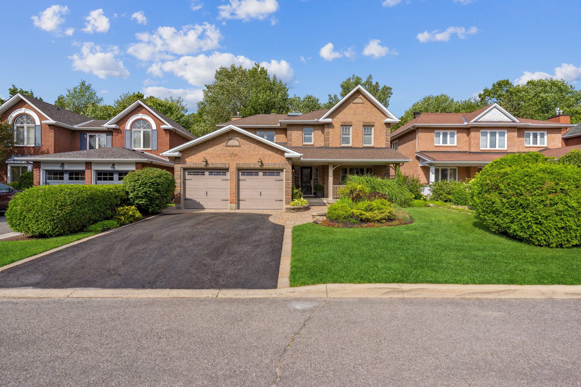 1719 Autumn Ridge Drive