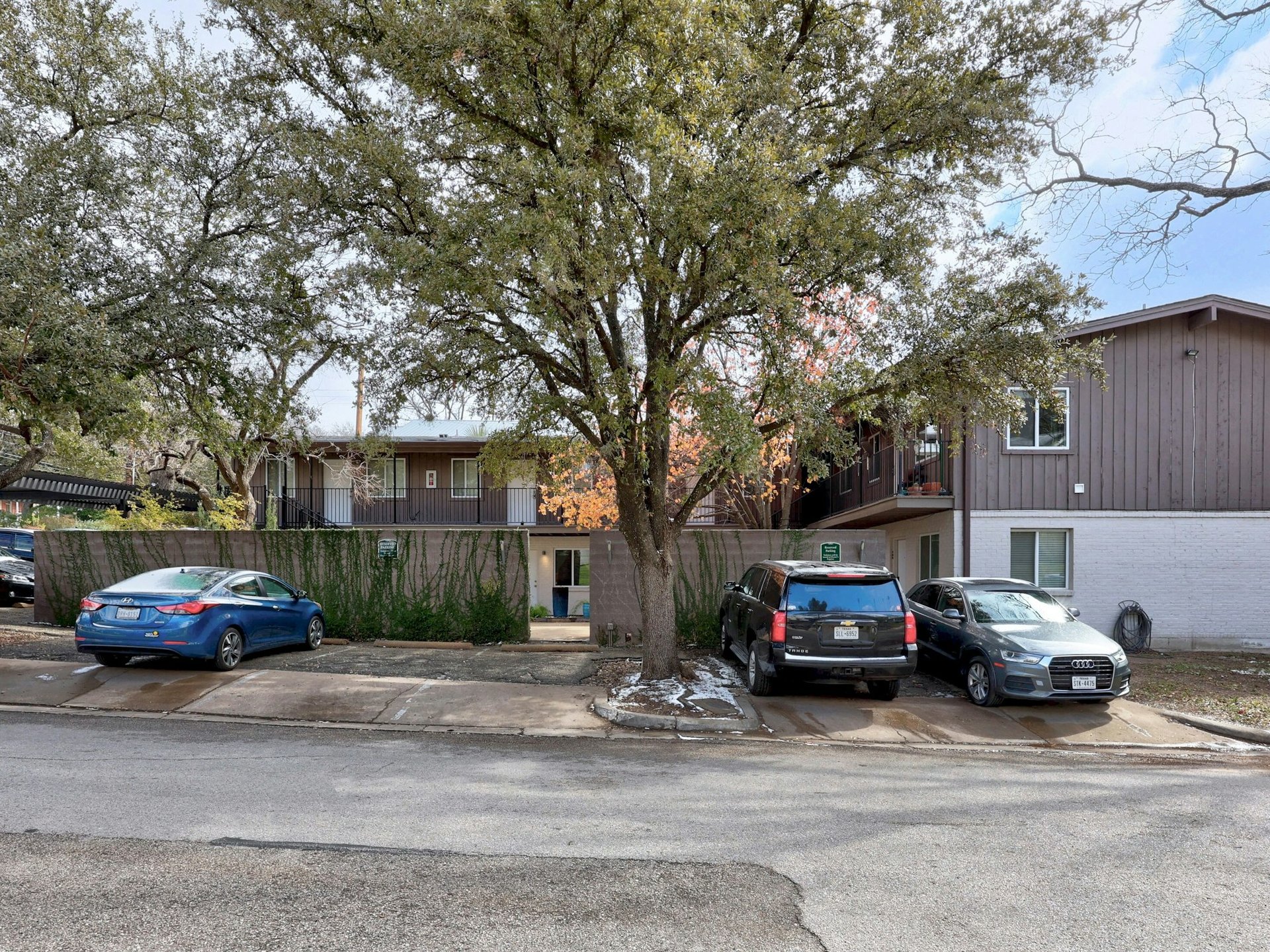 1503 W 9th ST #102