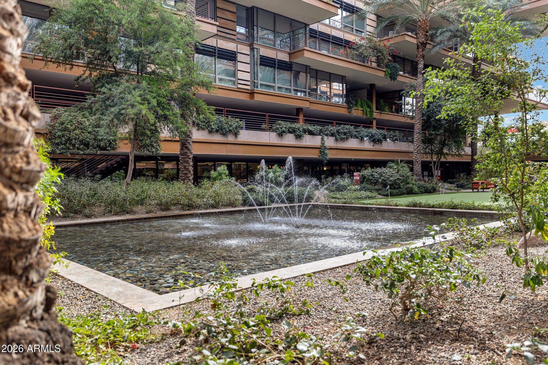 7147 E Rancho Vista Dr, #4007