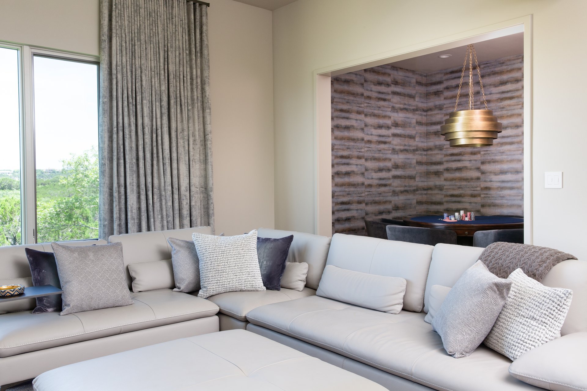 Contemporary Design & Spectacular Views