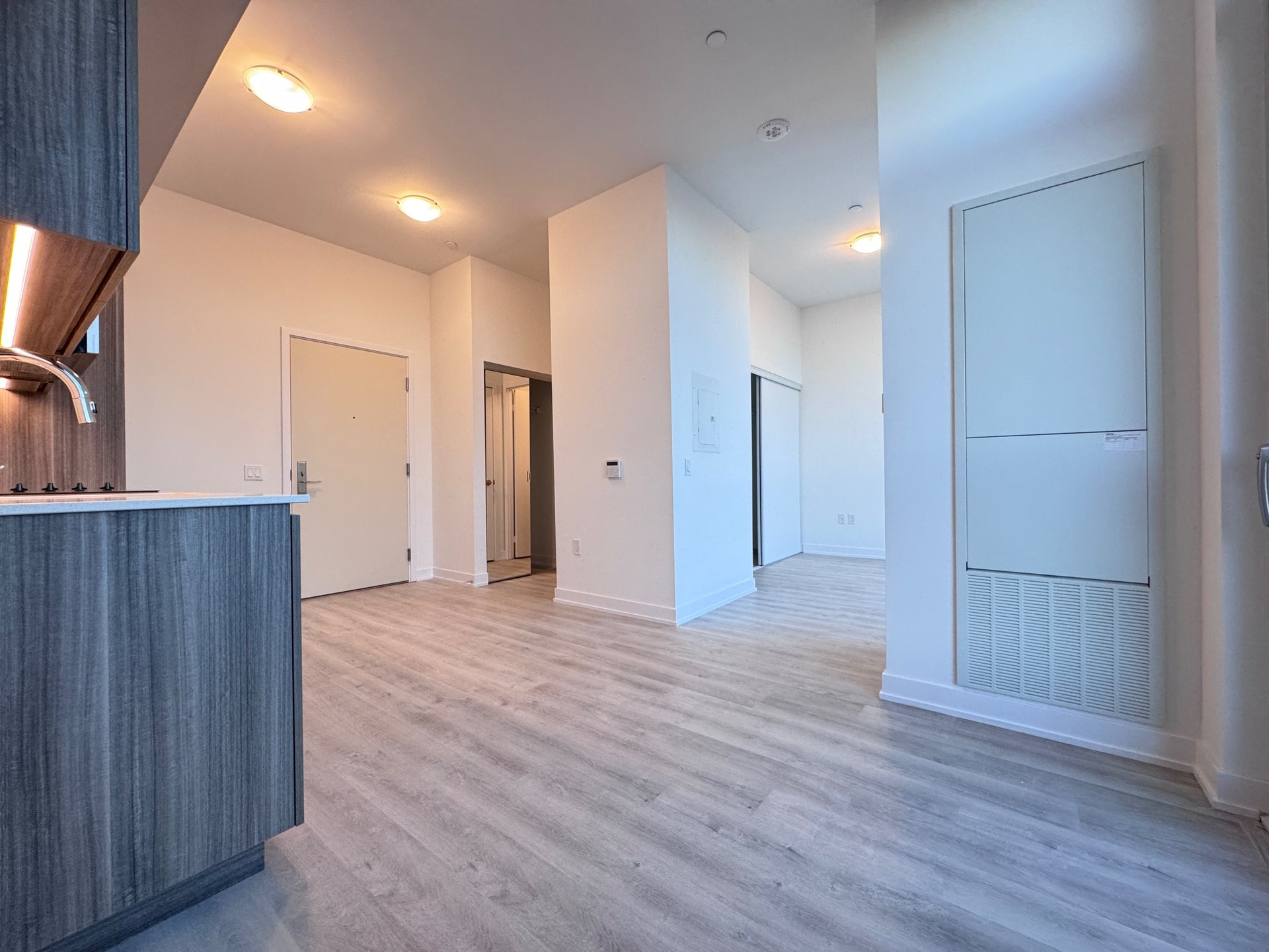 15 Richardson Street 2003, Toronto C08 Unit: 2003