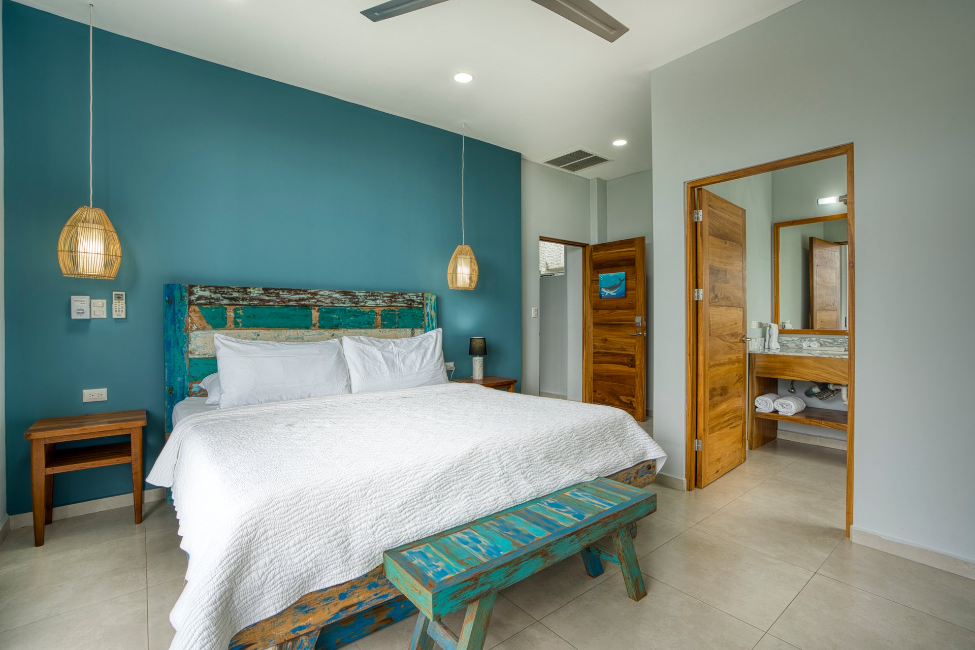 Costa Vida - Luxury Income Producing Villa