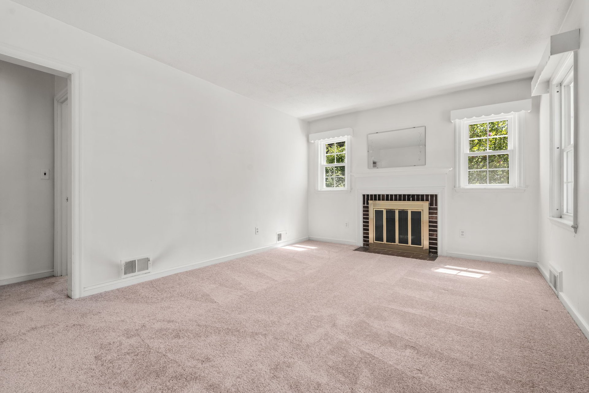 66 Plymouth Ave