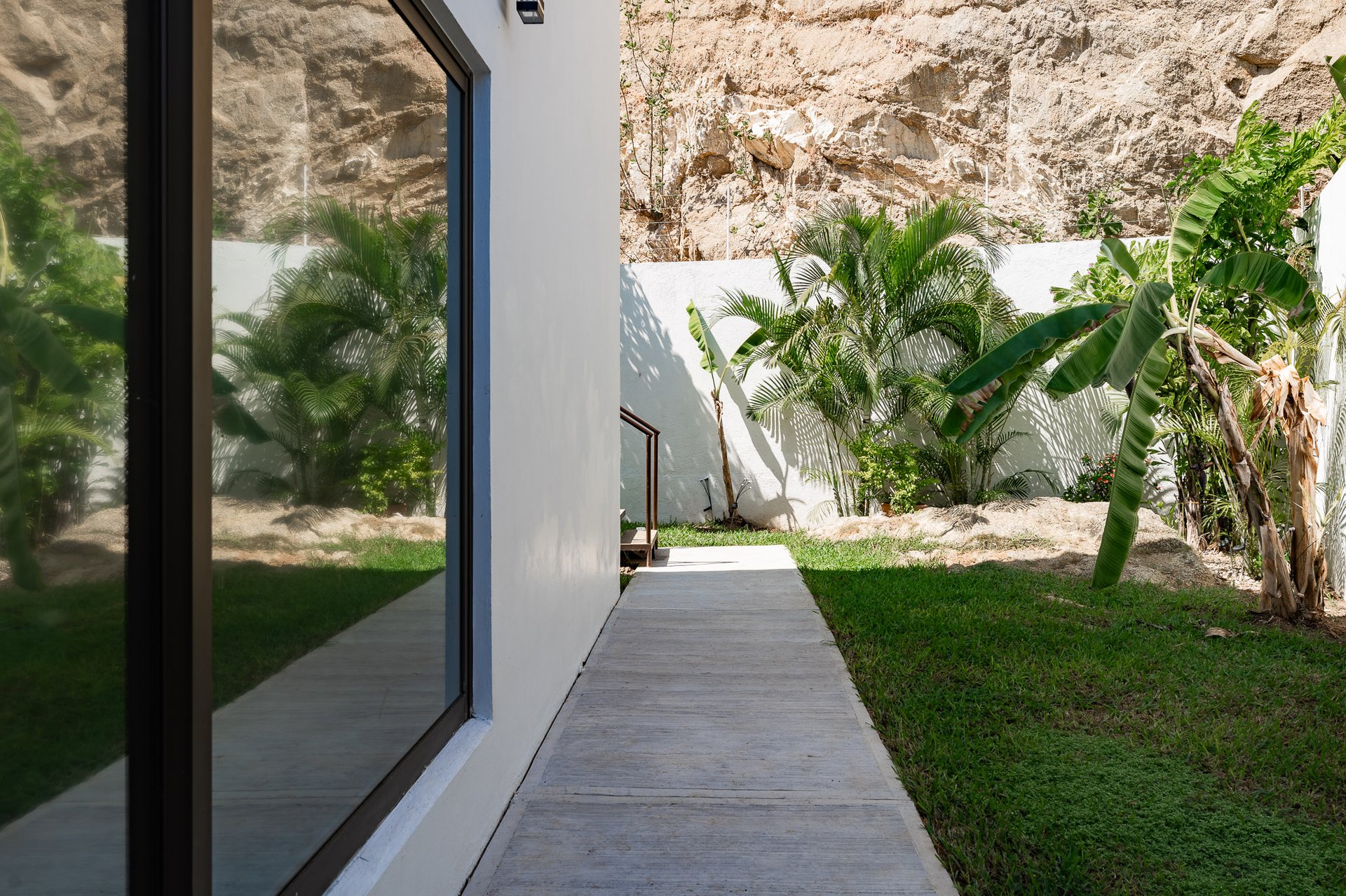 5 bedrooms, Single Family Homes, Villa de Caballos