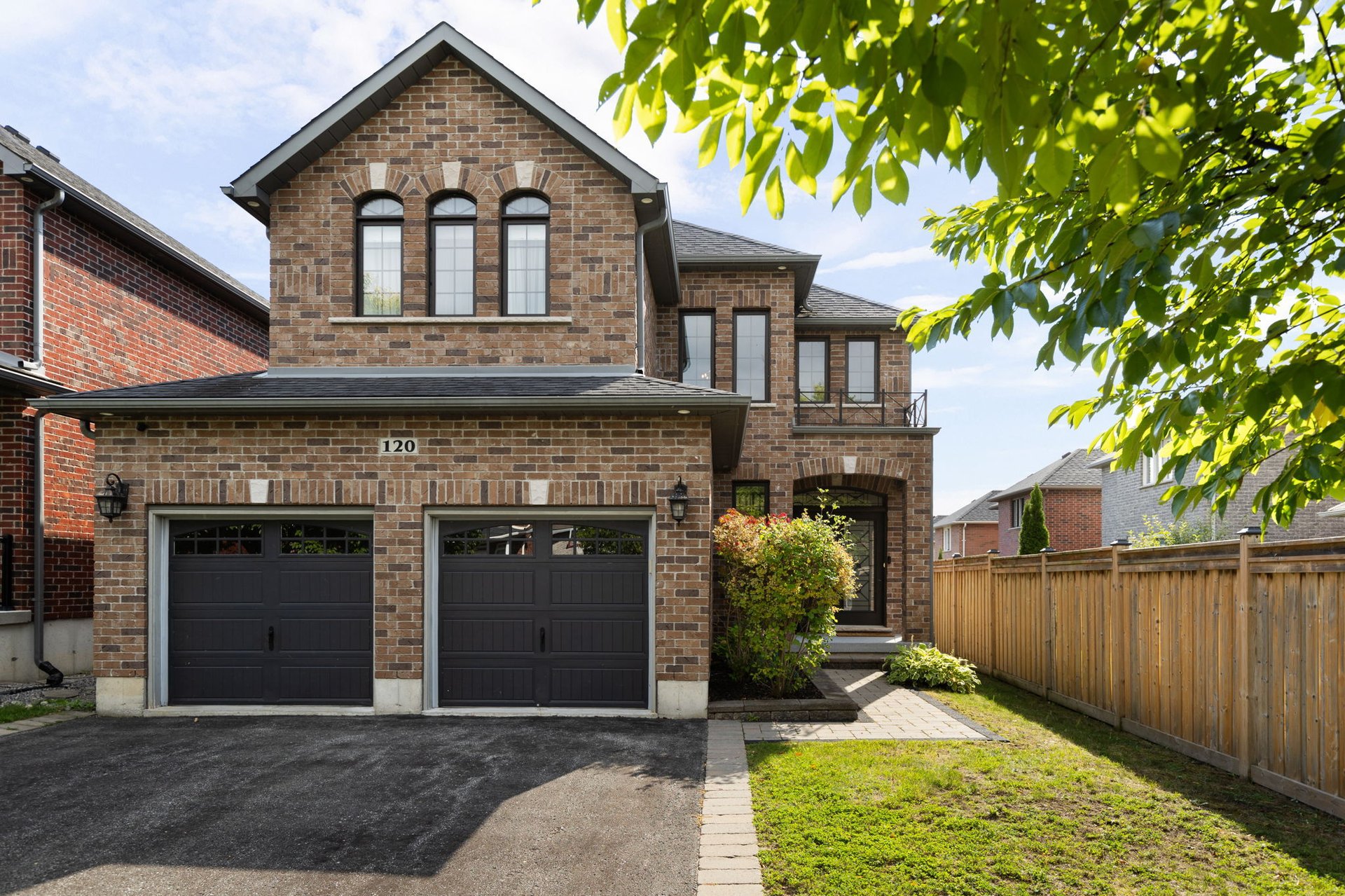 120 Jewel House Lane, Barrie