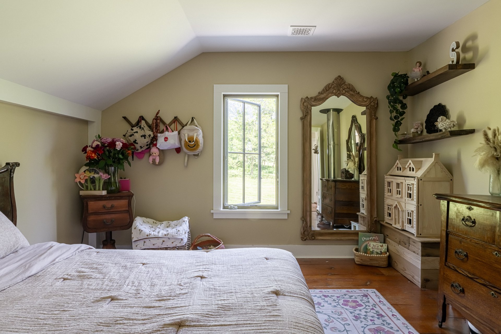1245 Oak Hill Road