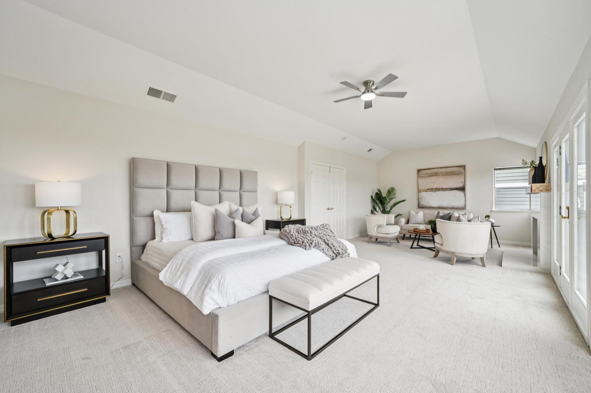 5075 Monaco Dr.