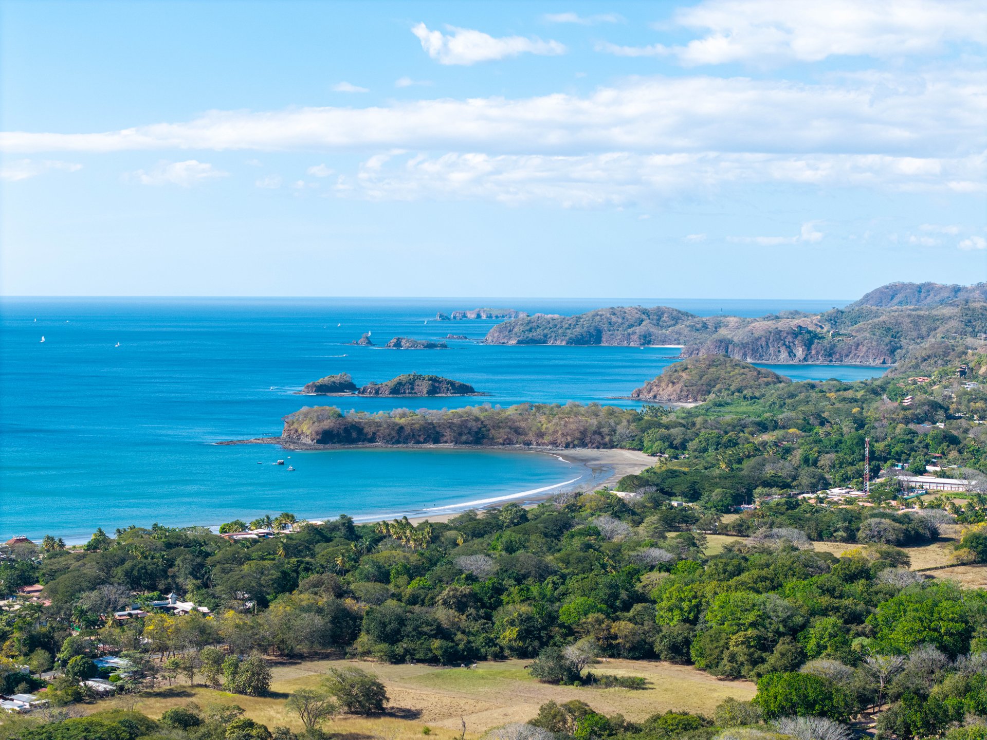 Hotel Curiol | Turnkey Boutique Jungle Hotel with Restaurant & Bar in Potrero