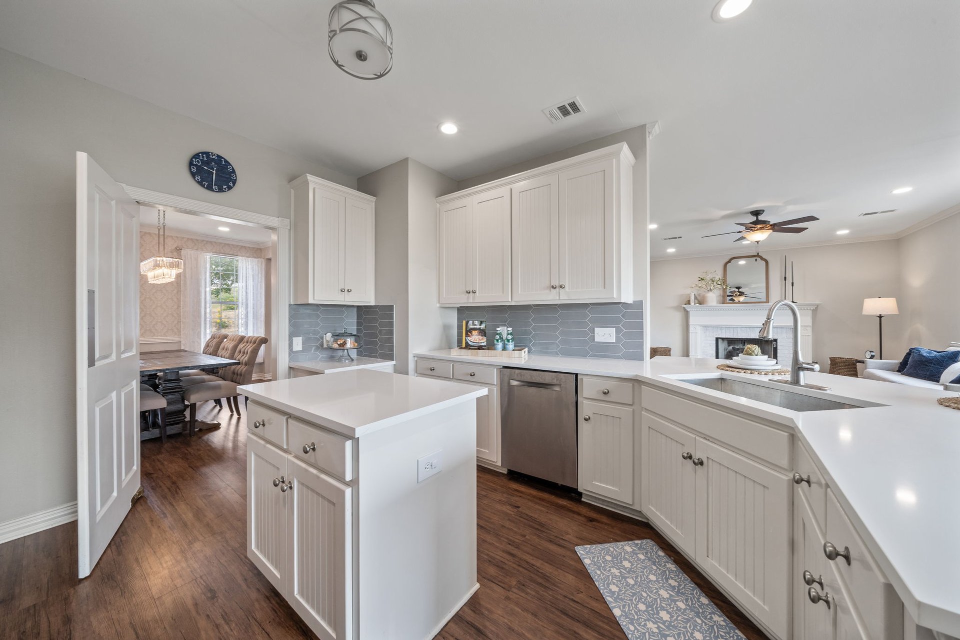 Elegant Colonial Estate in River Place | Walk to Golf, Views for Miles | For Sale or For Lease!