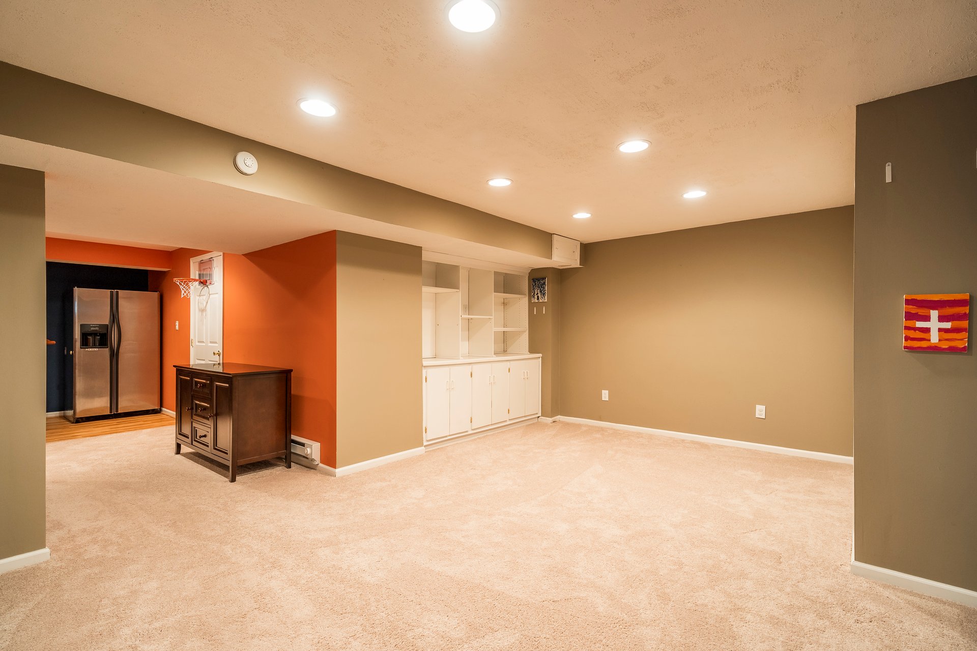 7055 Maple Court