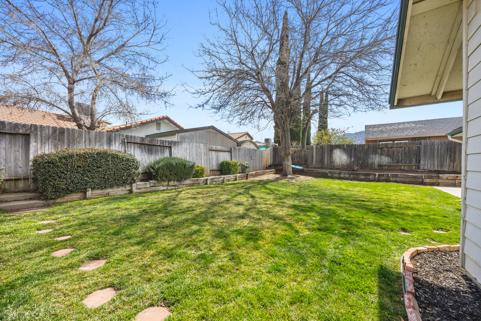 Charming Downtown Tehachapi Home – 1150 Magnolia Court