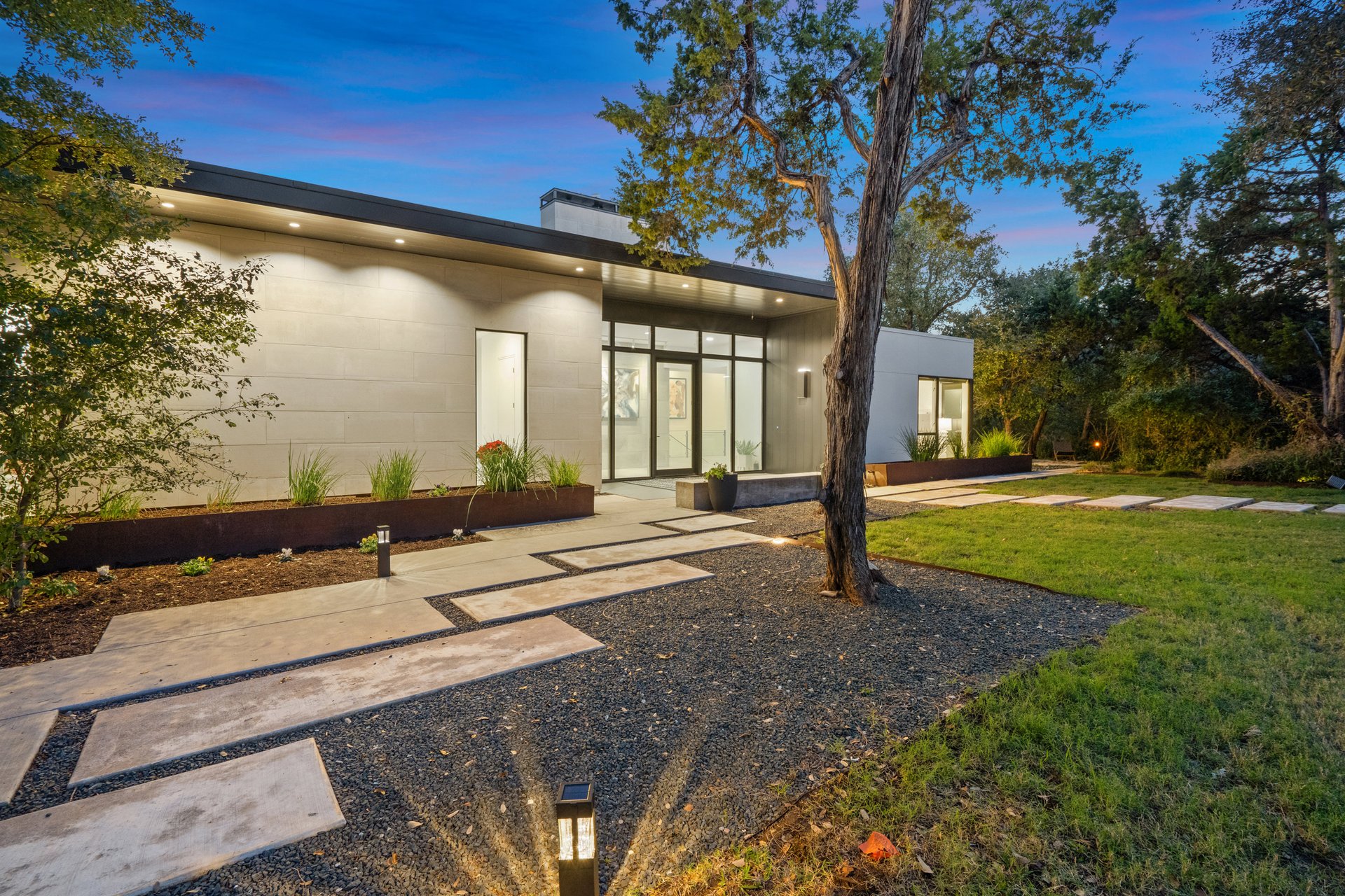 Modern Masterpiece in West Lake Hills