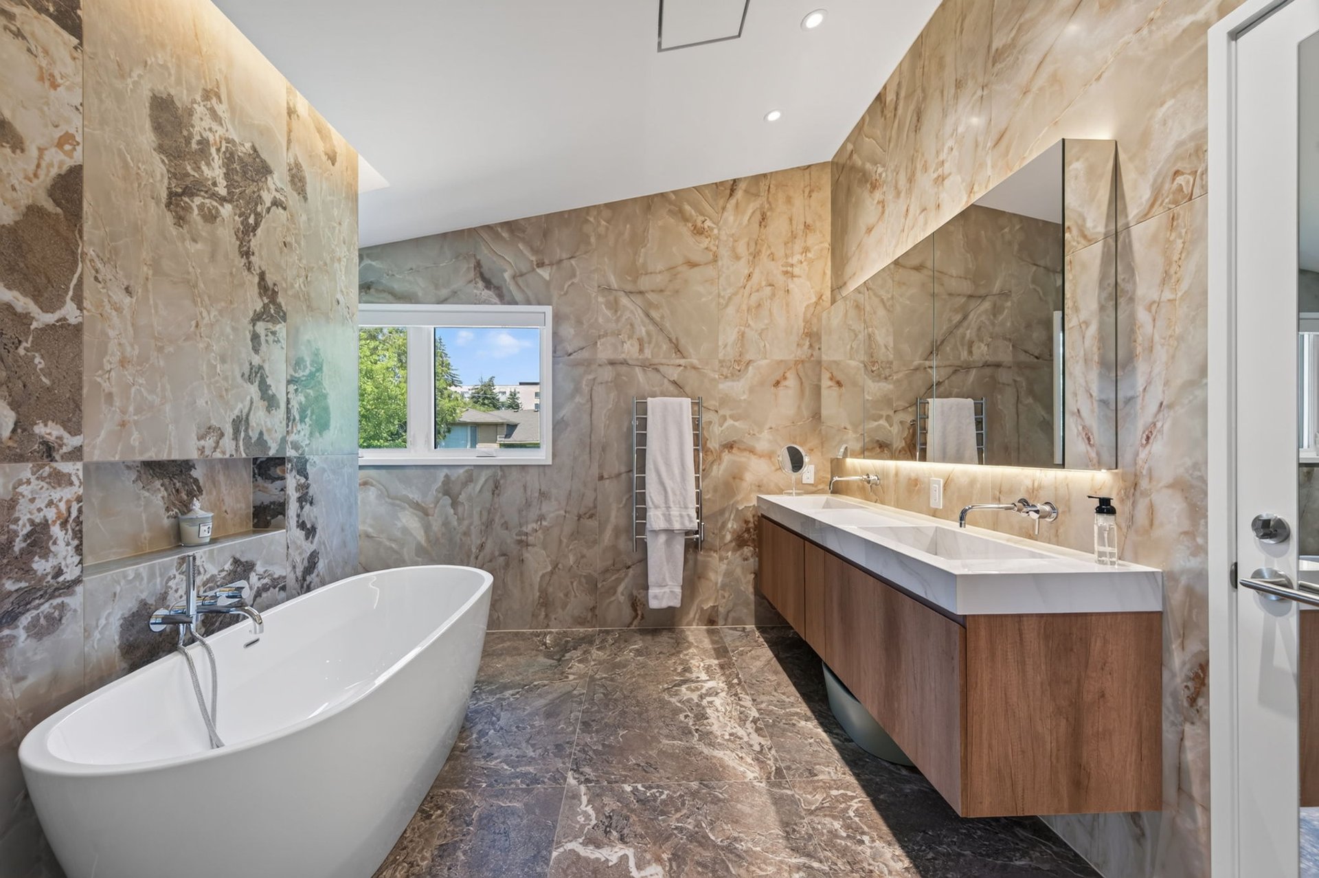 Bathurst Manor Masterpiece