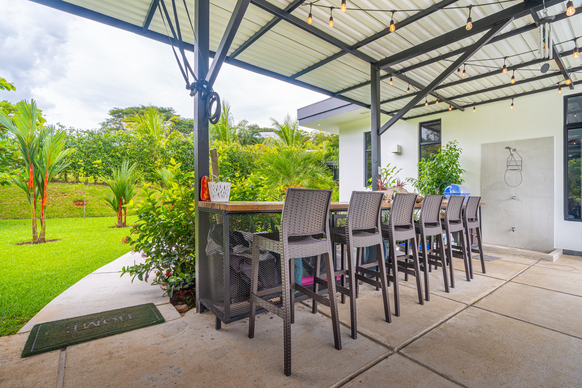 Modern 4-Bedroom Family Sanctuary with Infinity Pool, Edible Forest Garden - Exclusive Gated Ojochal Community 
