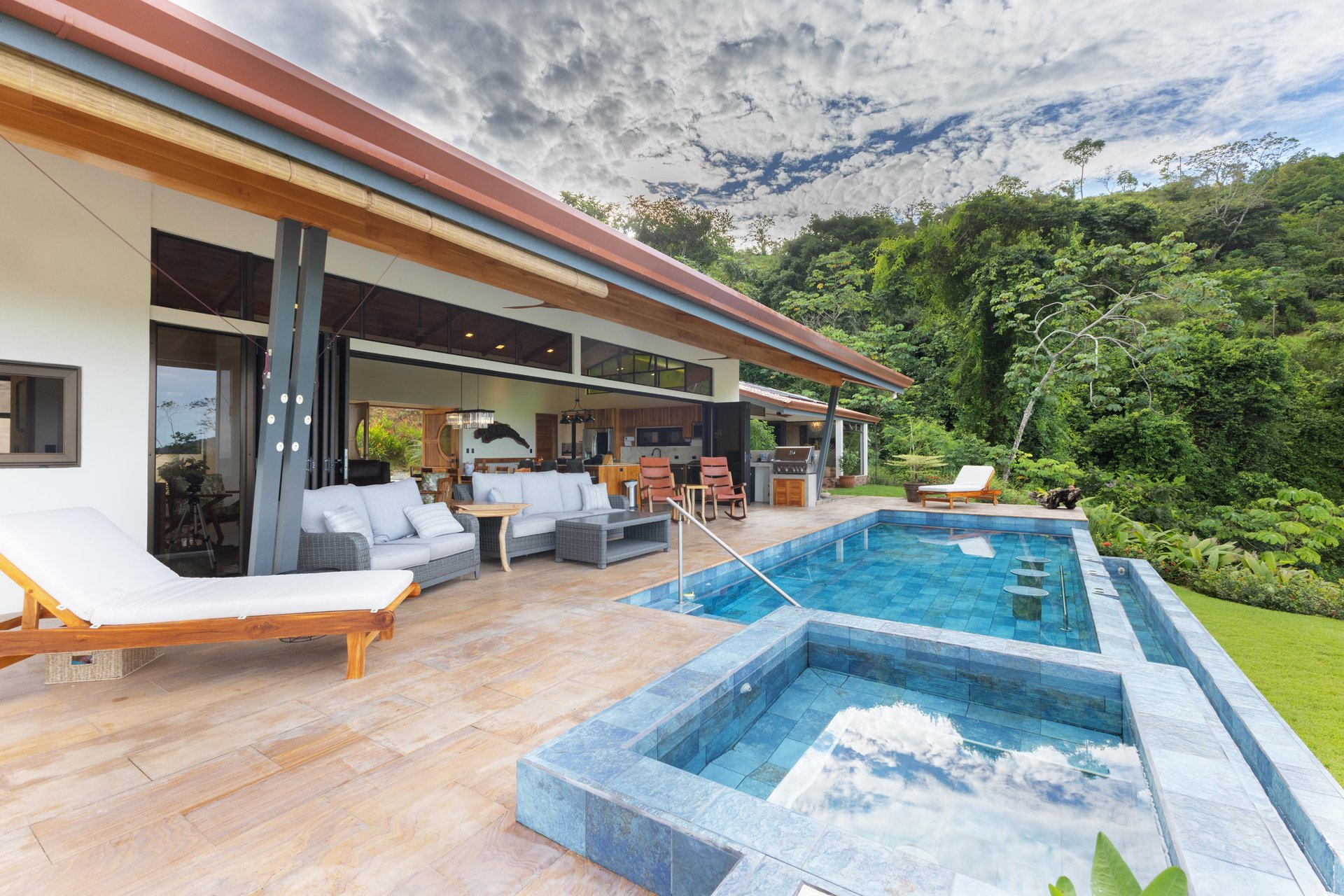 “NESTLED IN” LUXURY HOME AND GUEST HOUSE – A MOUNTAIN SANCTUARY – 3.4 ACRES