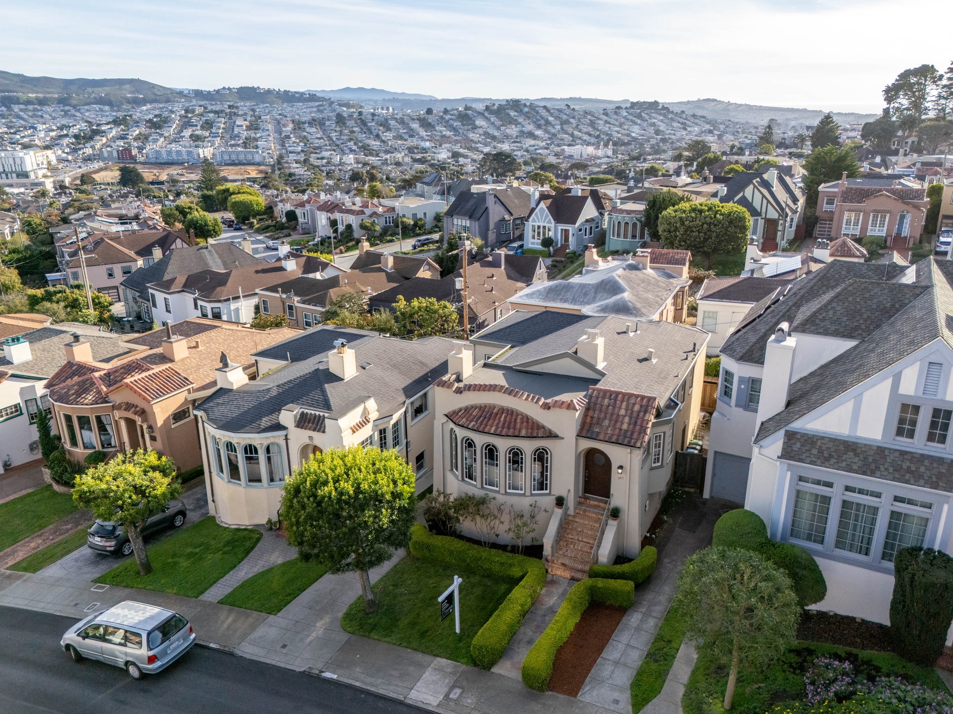 345 Hazelwood Avenue