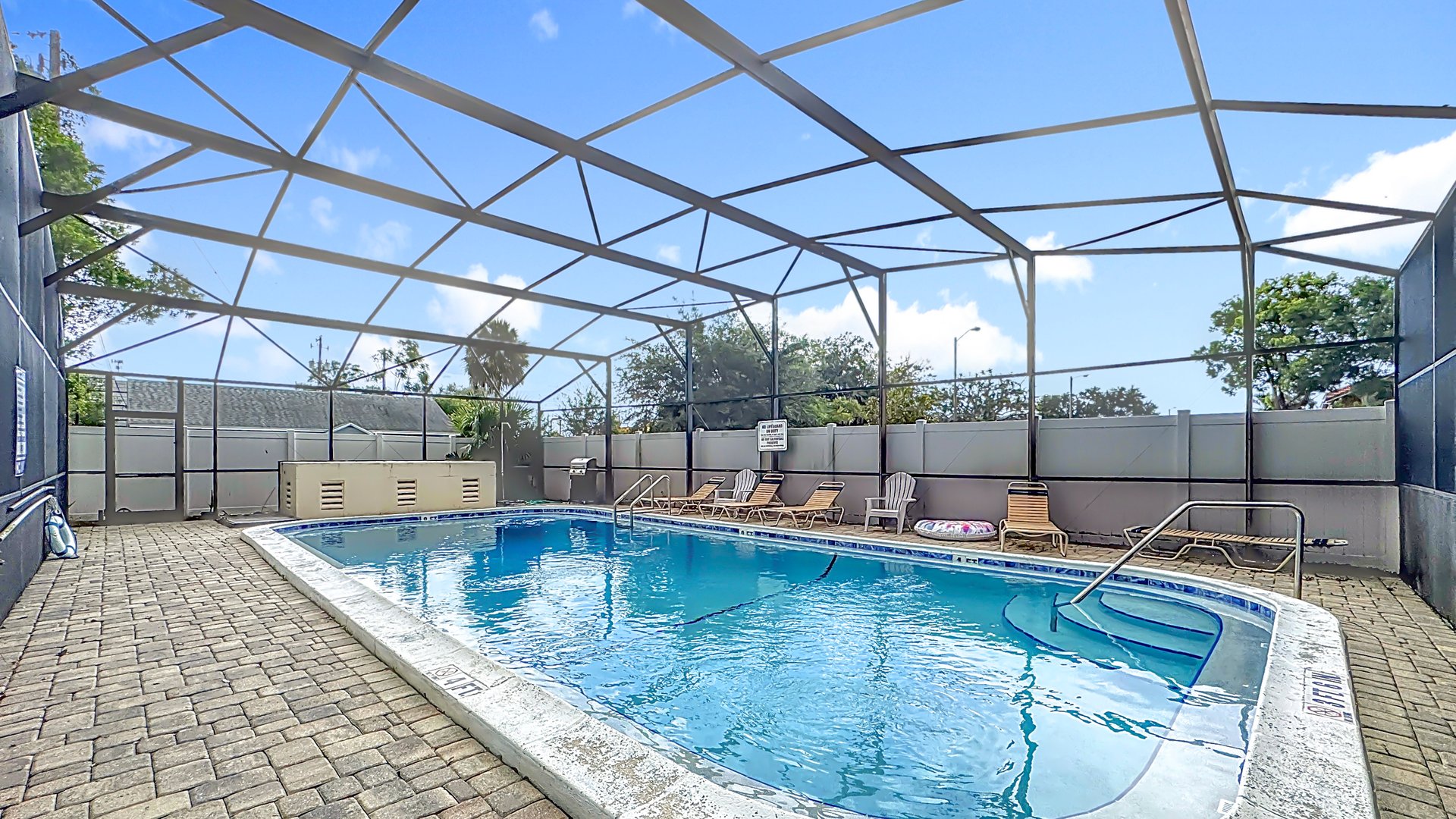 Remodeled Two-Bedroom Upstairs for Lease at Winter Park's Aragon Condos