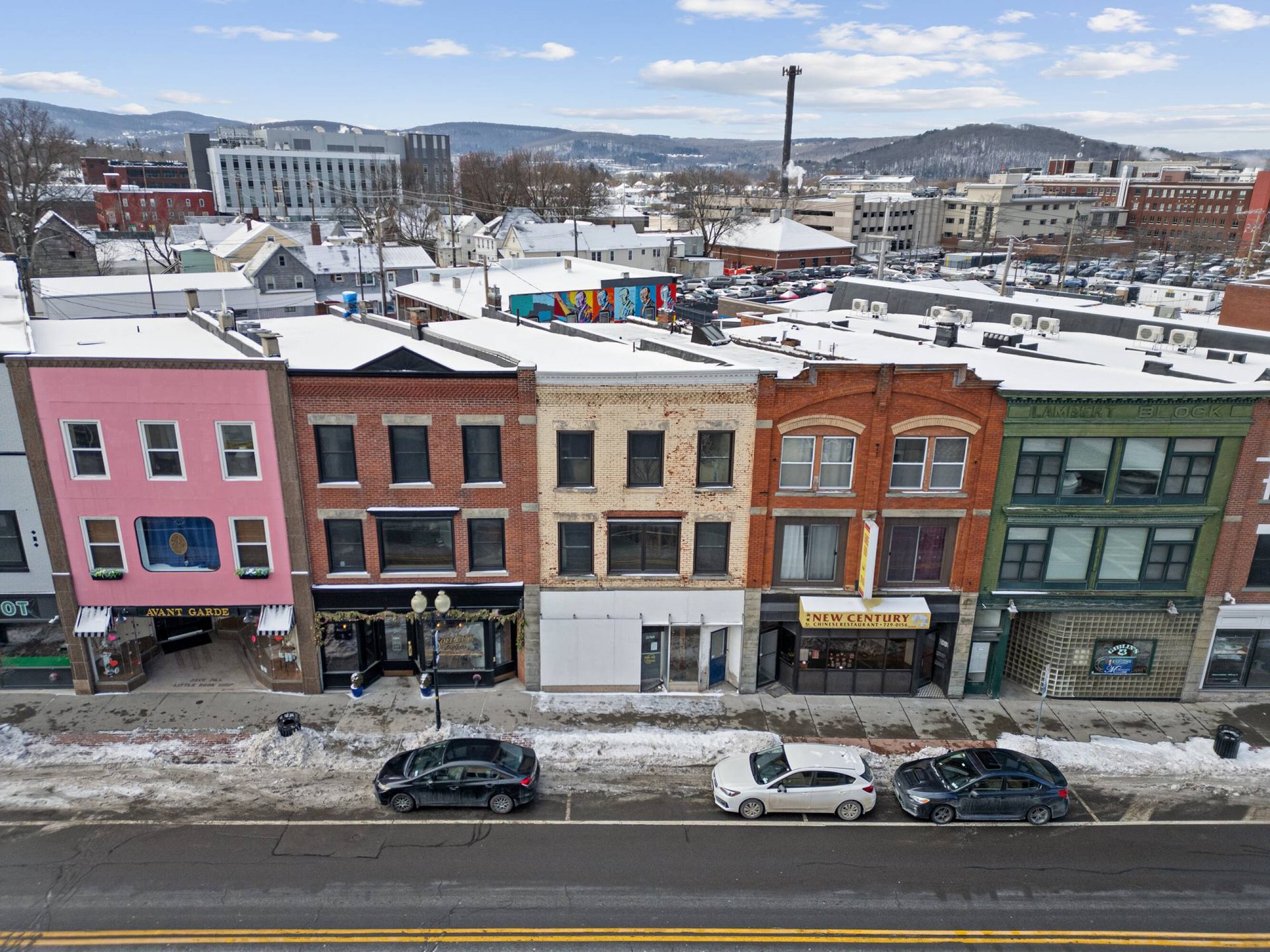 252 Main St