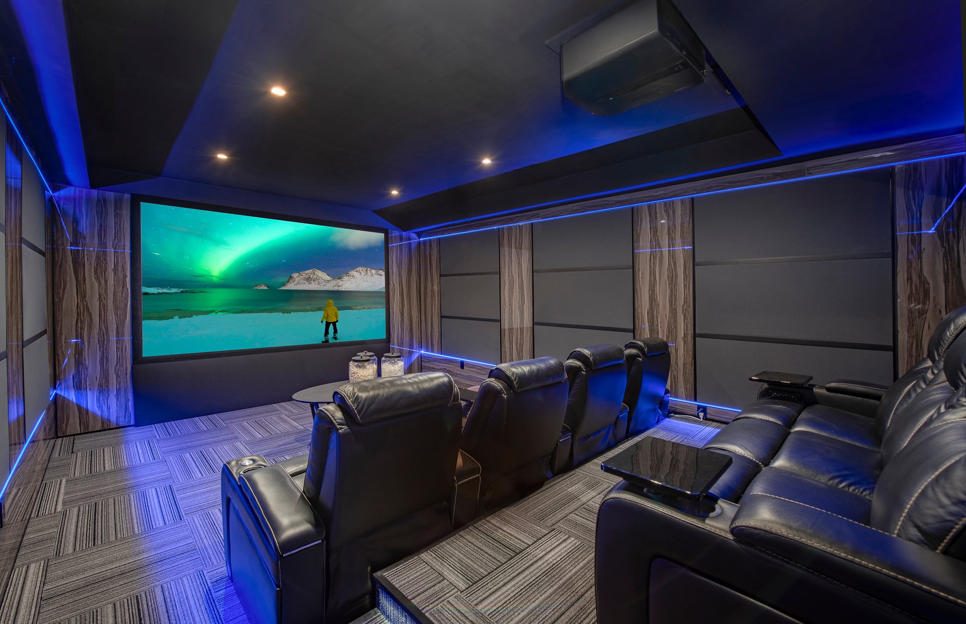 2301 Hercules Dr, Hollywood Hills